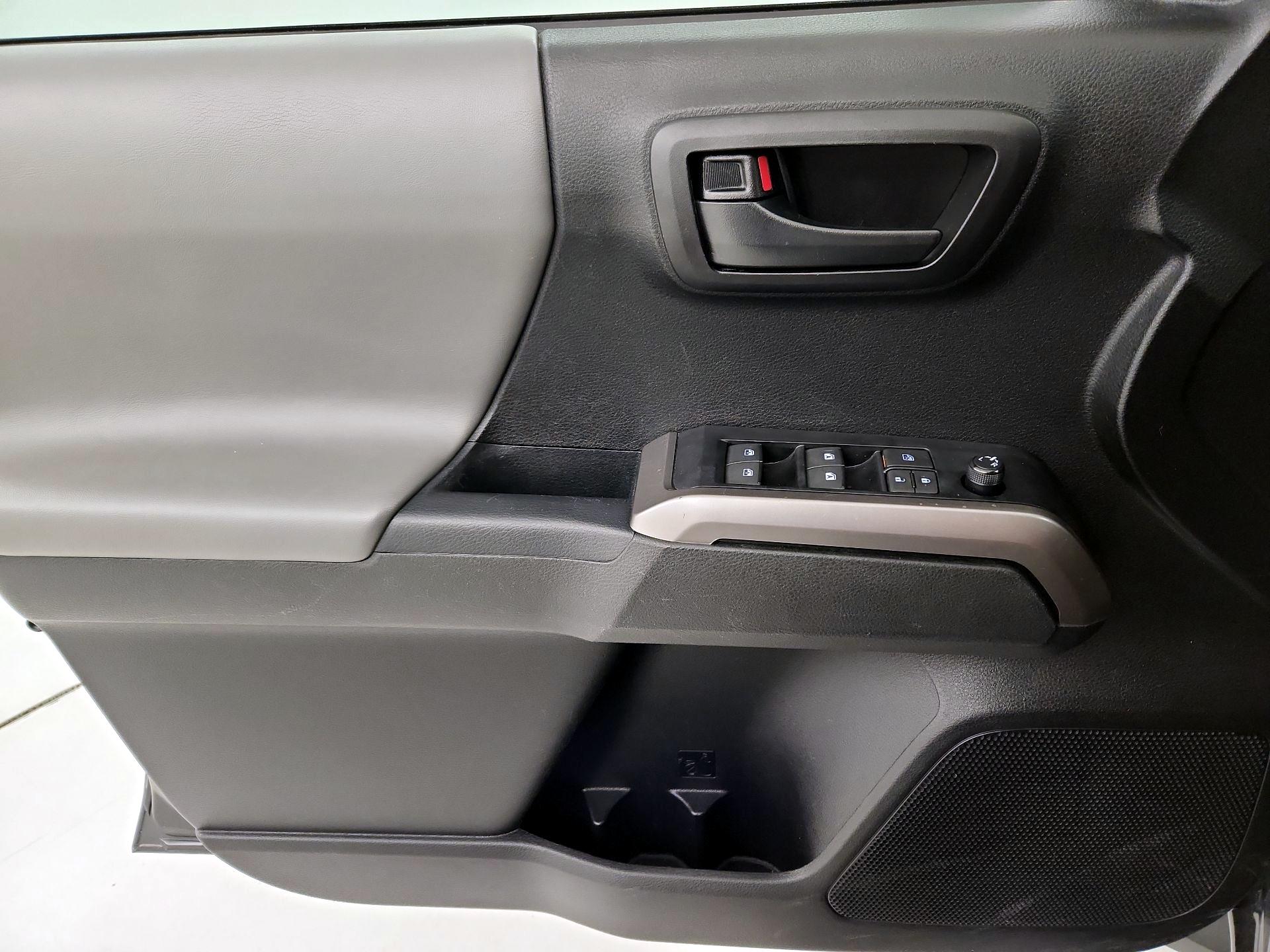 Thumbnail: 2023 Toyota Tacoma - 12