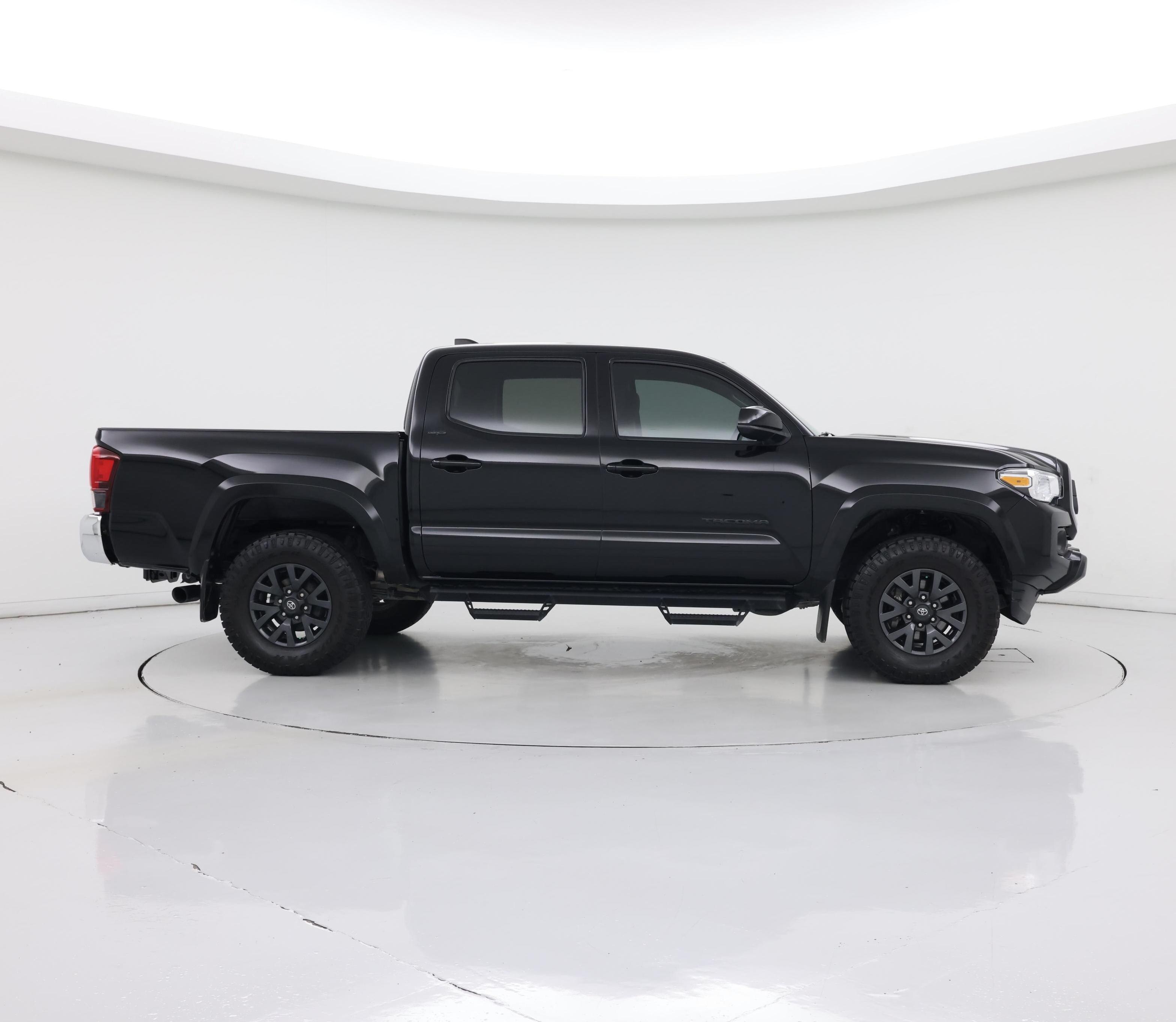 Thumbnail: 2023 Toyota Tacoma - 7