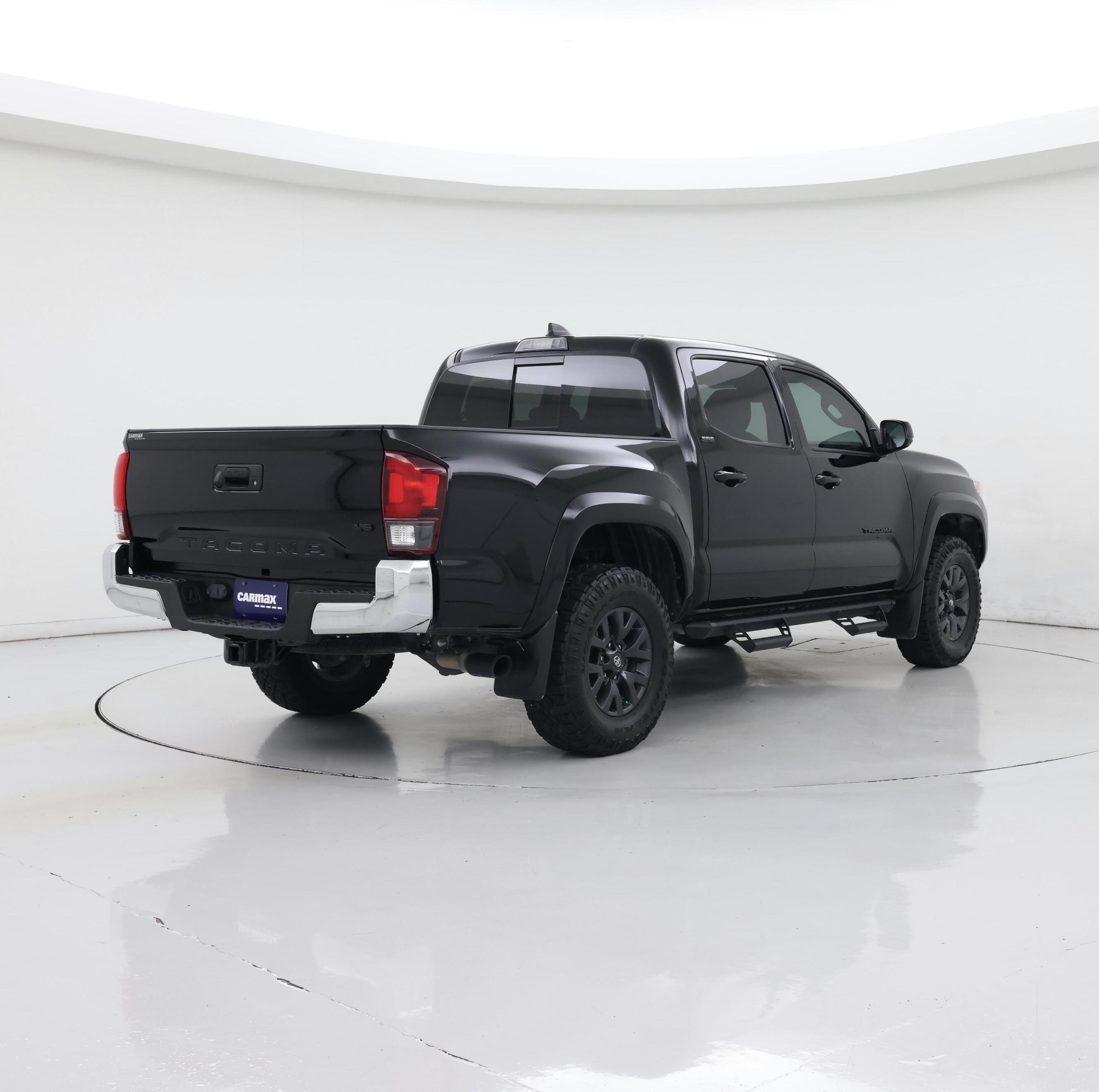 Thumbnail: 2023 Toyota Tacoma - 8