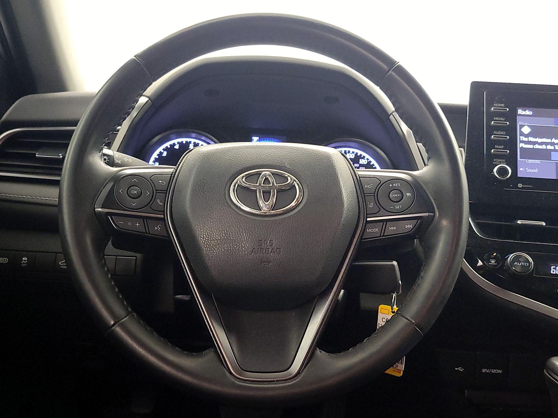 Thumbnail: 2023 Toyota Camry - 10