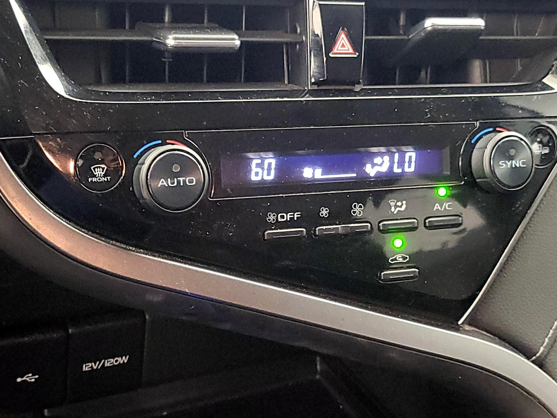 Thumbnail: 2023 Toyota Camry - 16