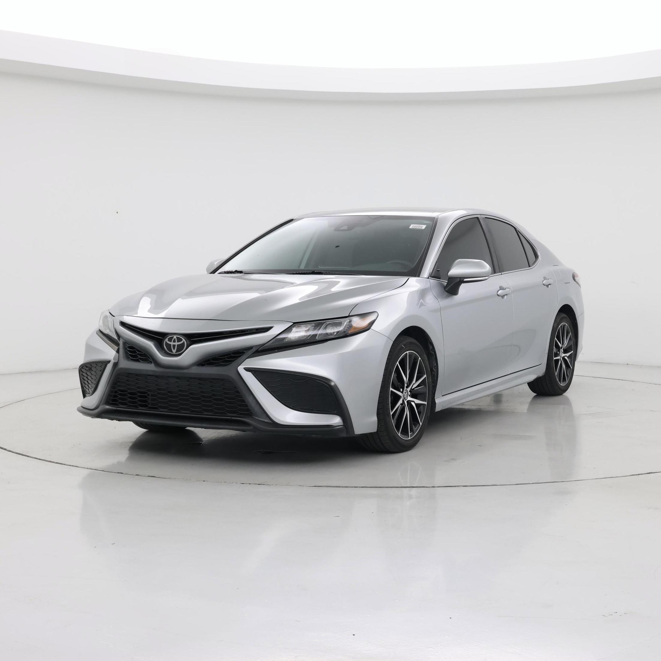 Thumbnail: 2023 Toyota Camry - 4