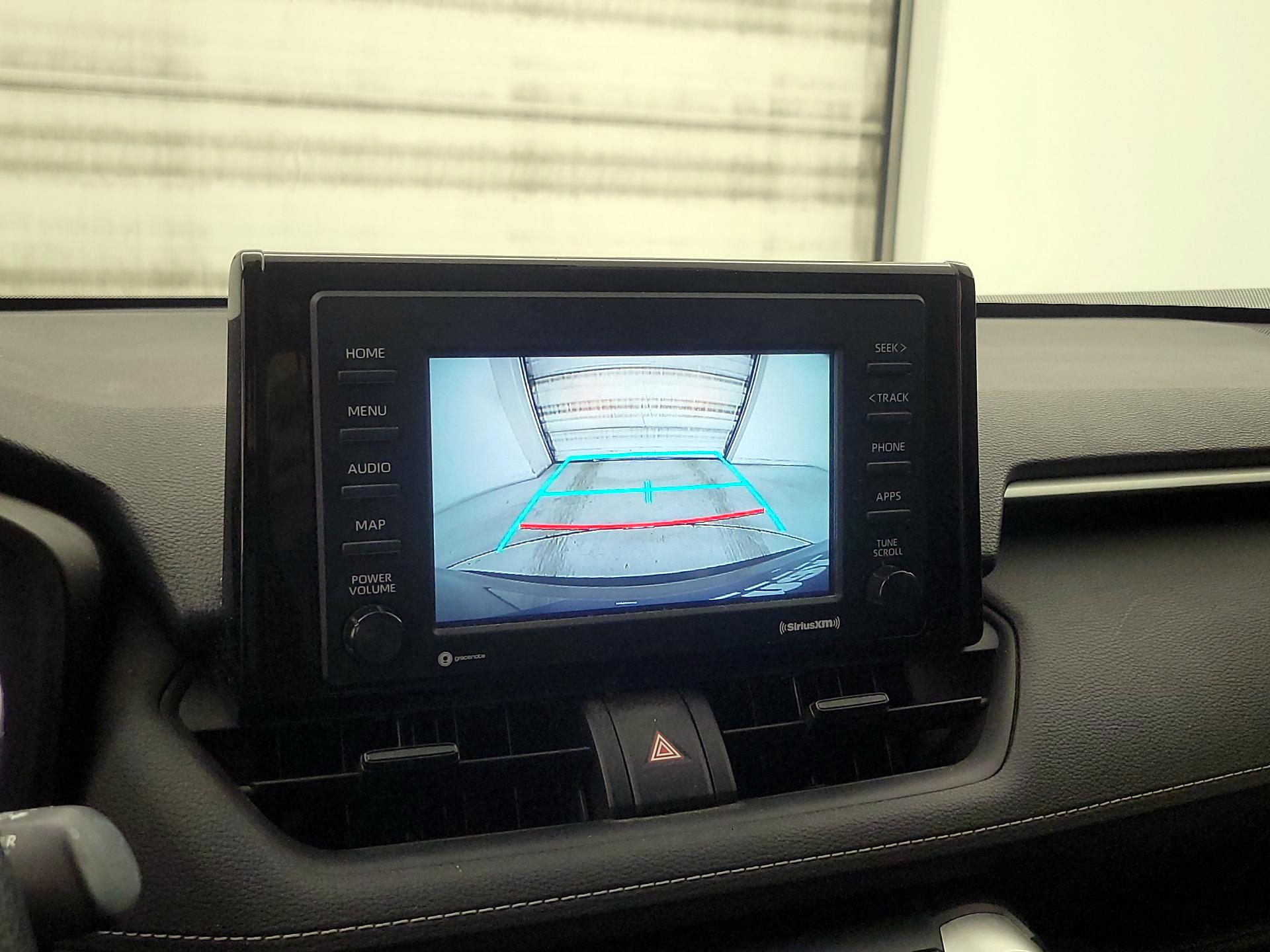 Thumbnail: 2020 Toyota RAV4 - 14