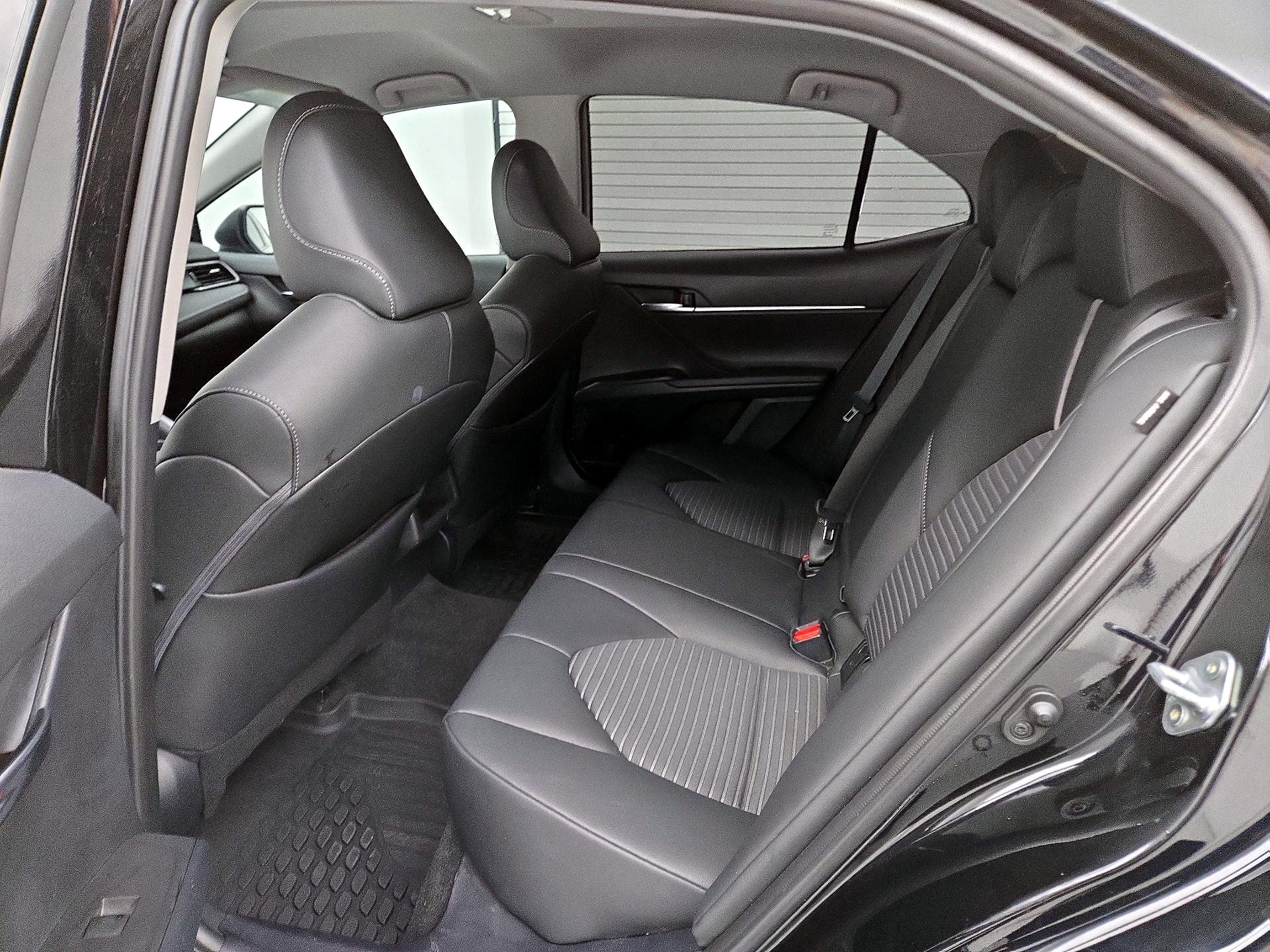 Thumbnail: 2023 Toyota Camry - 19