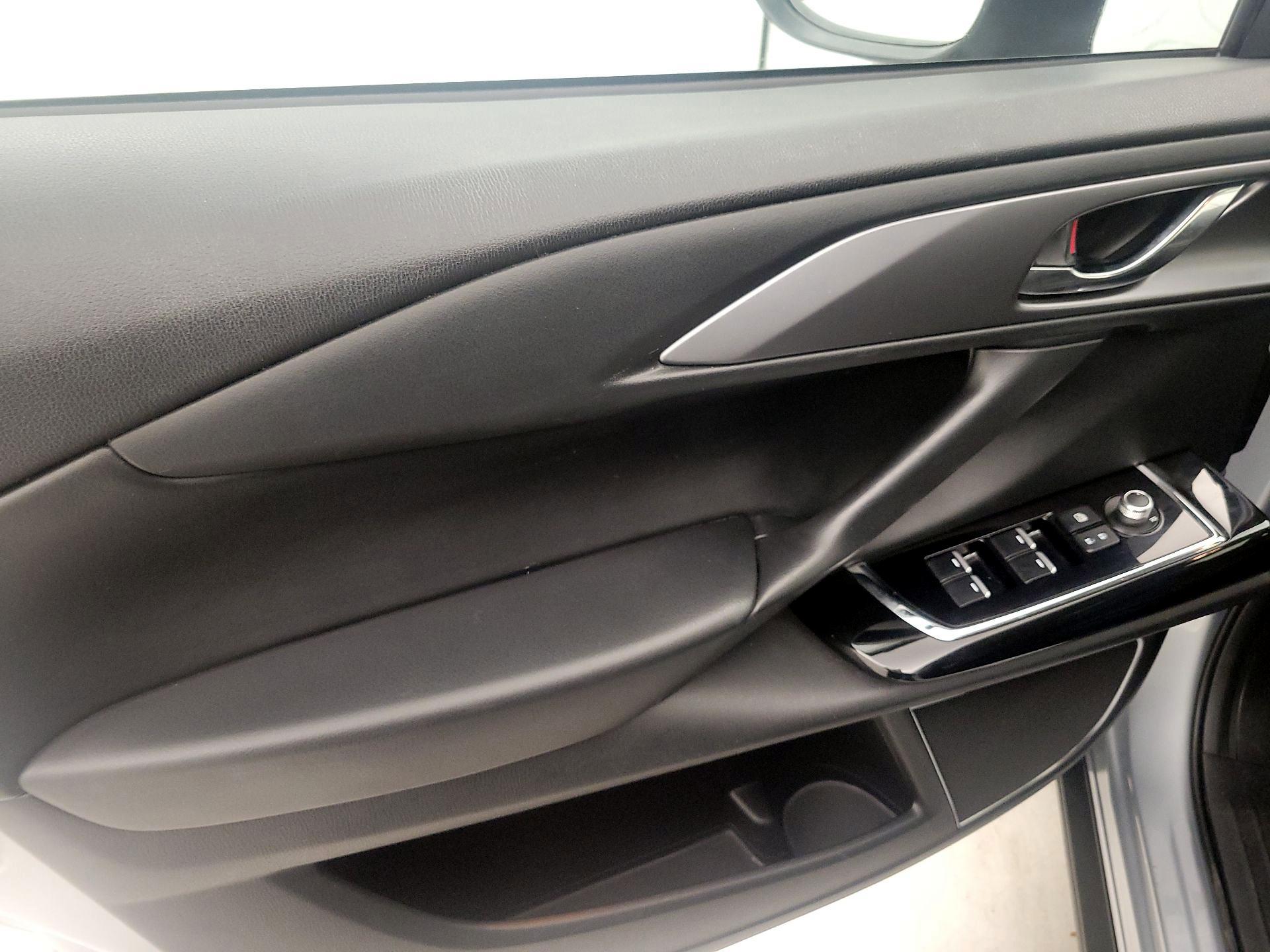 Thumbnail: 2022 Mazda CX-9 - 12