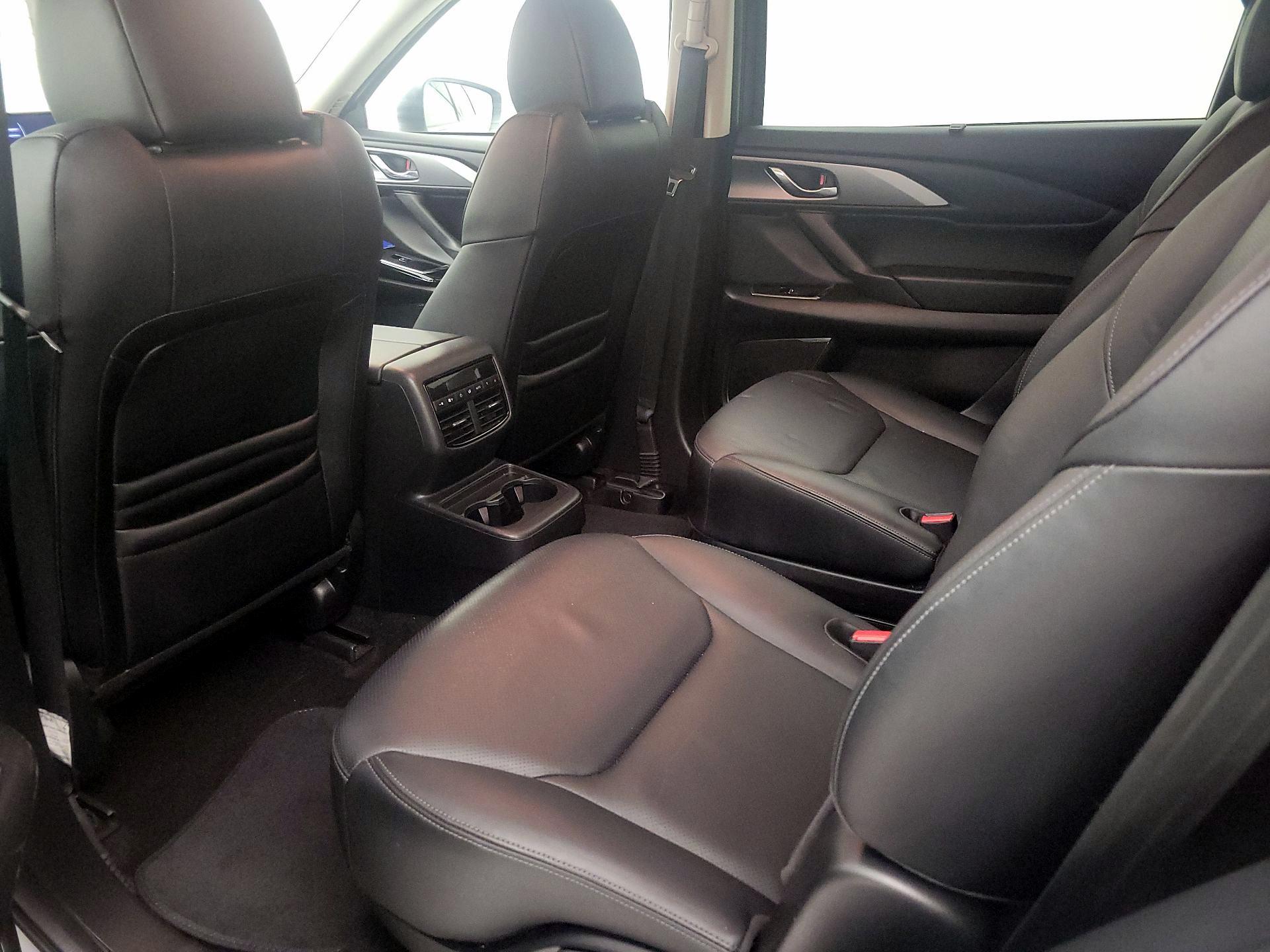 Thumbnail: 2022 Mazda CX-9 - 18