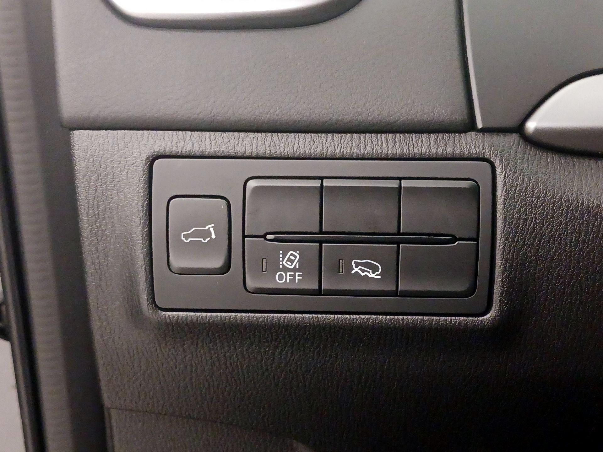 Thumbnail: 2023 Mazda CX-9 - 13