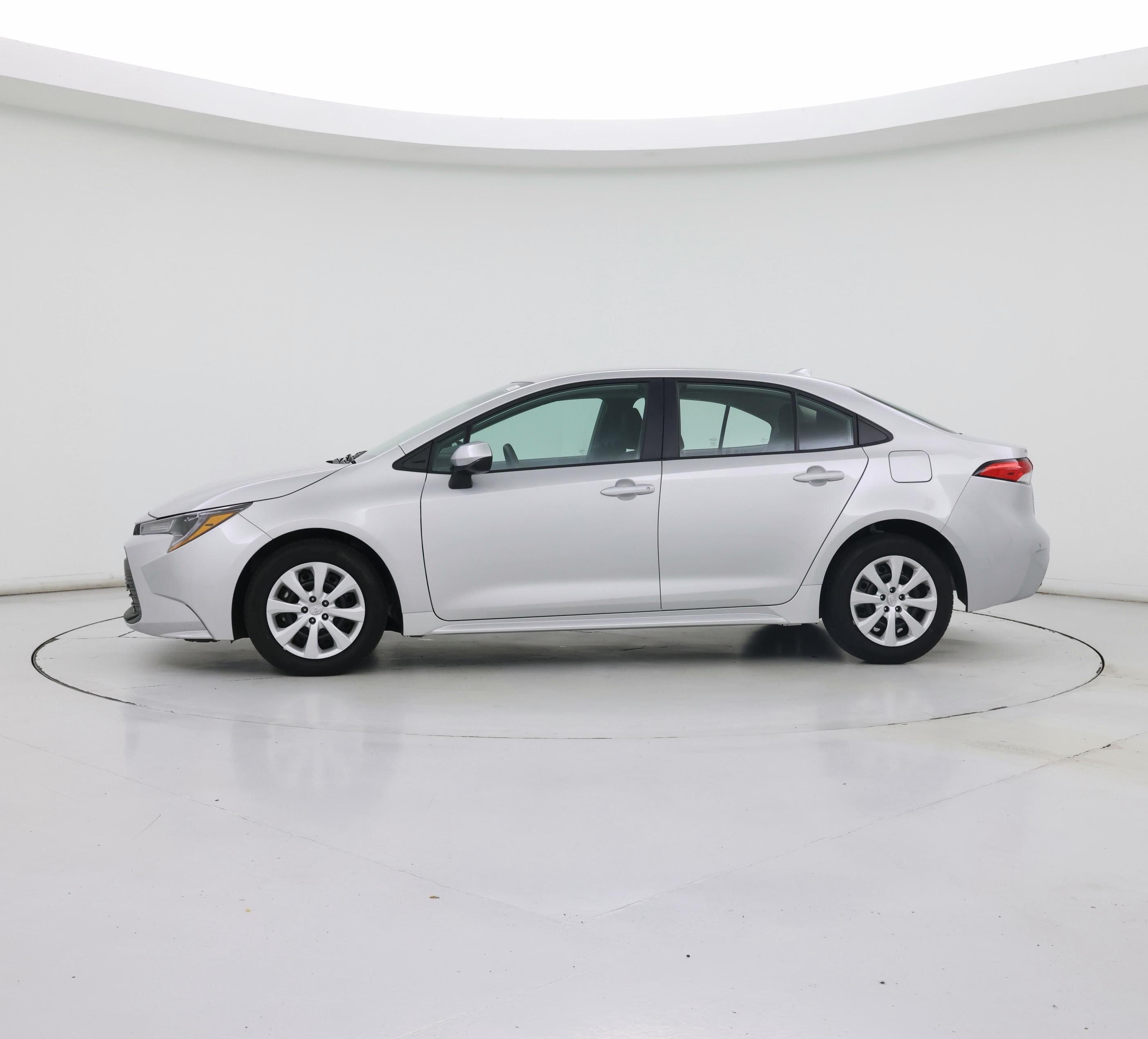 Thumbnail: 2024 Toyota Corolla - 3