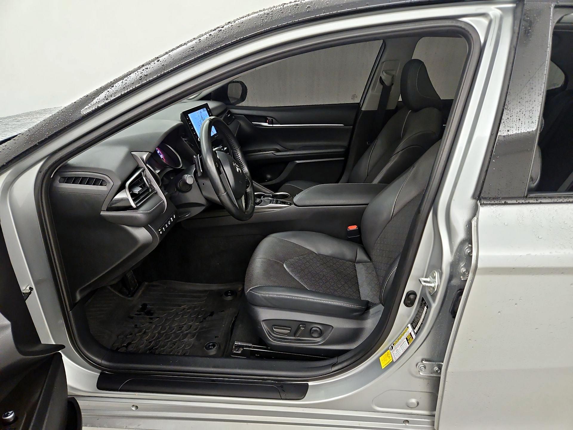 Thumbnail: 2023 Toyota Camry - 11