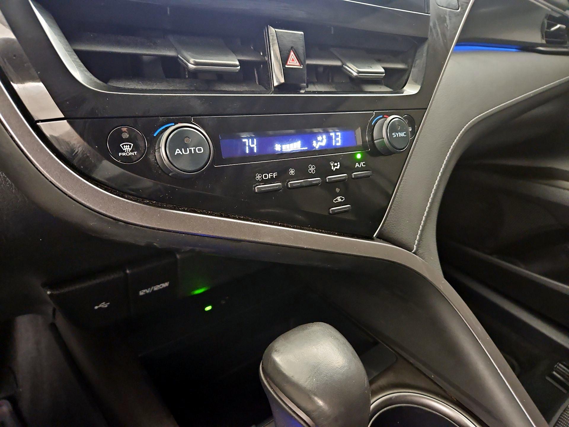 Thumbnail: 2023 Toyota Camry - 17