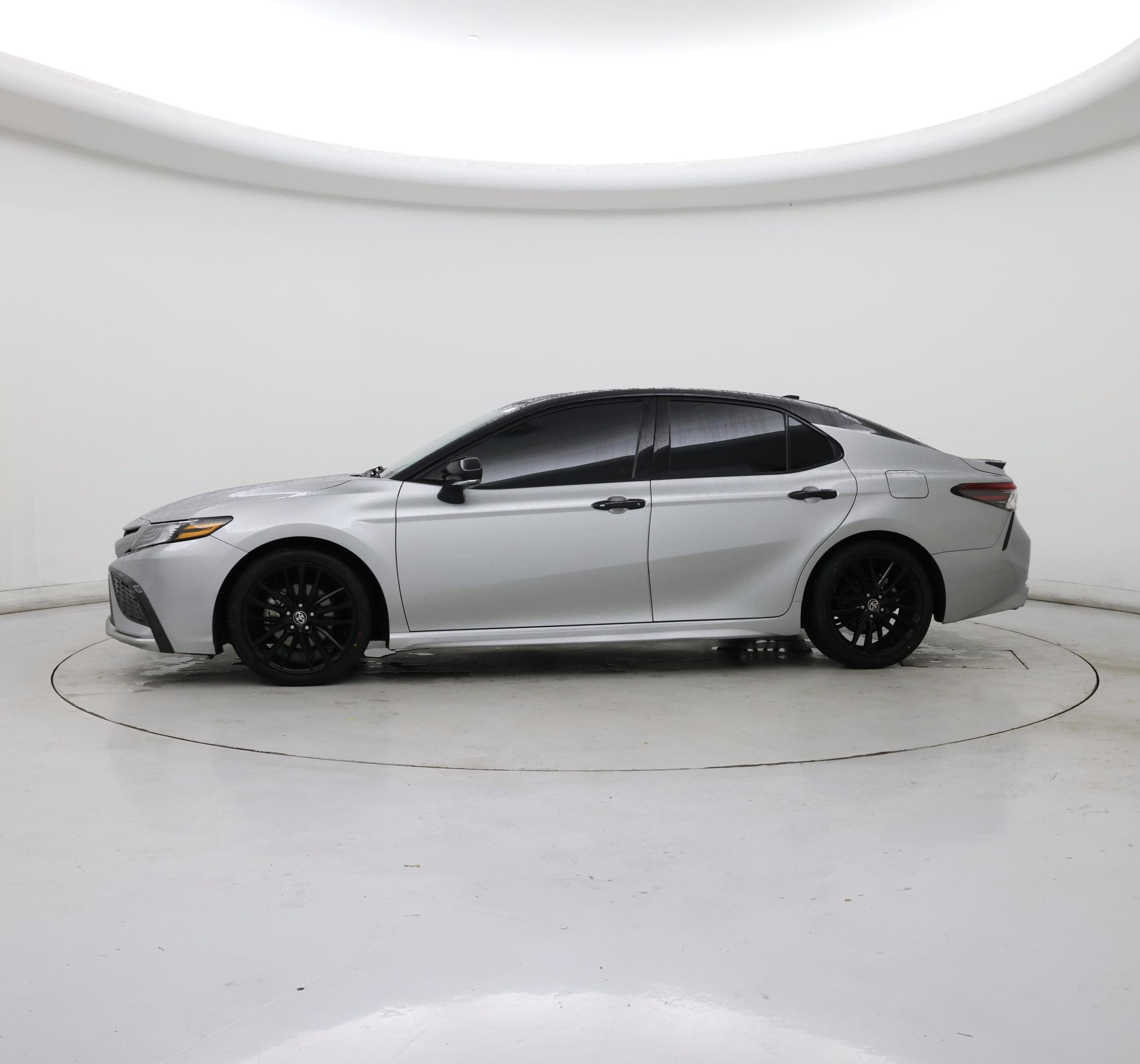 Thumbnail: 2023 Toyota Camry - 3