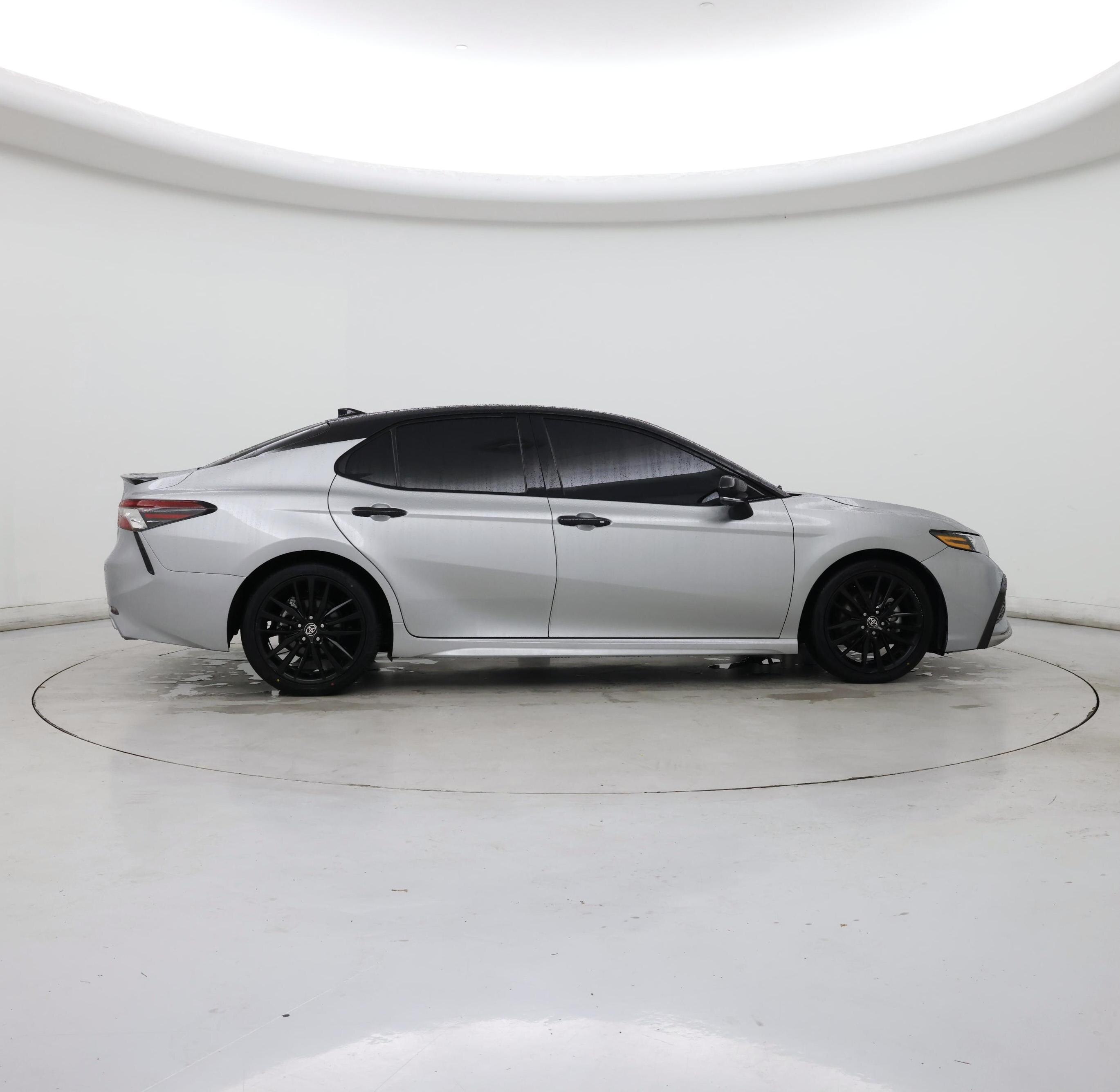 Thumbnail: 2023 Toyota Camry - 7