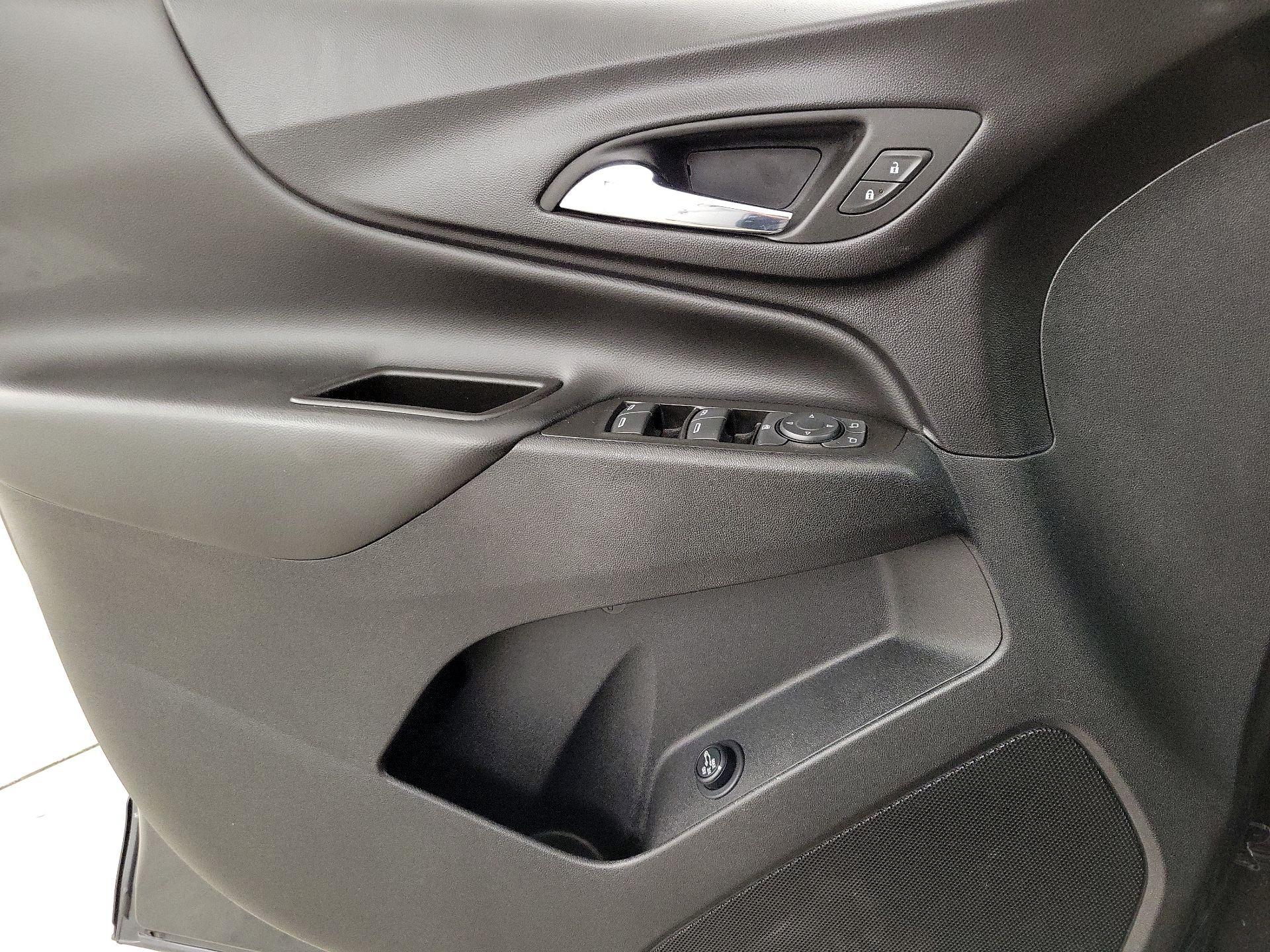 Thumbnail: 2022 Chevrolet Equinox - 12