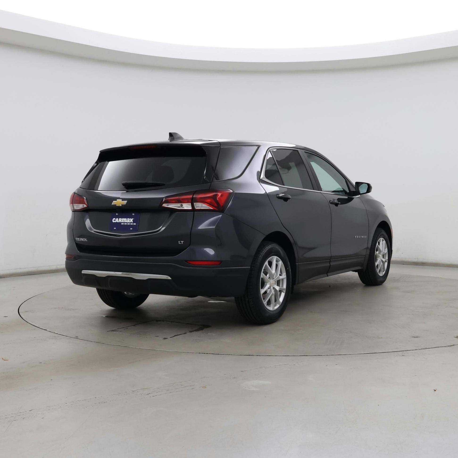 Thumbnail: 2022 Chevrolet Equinox - 8