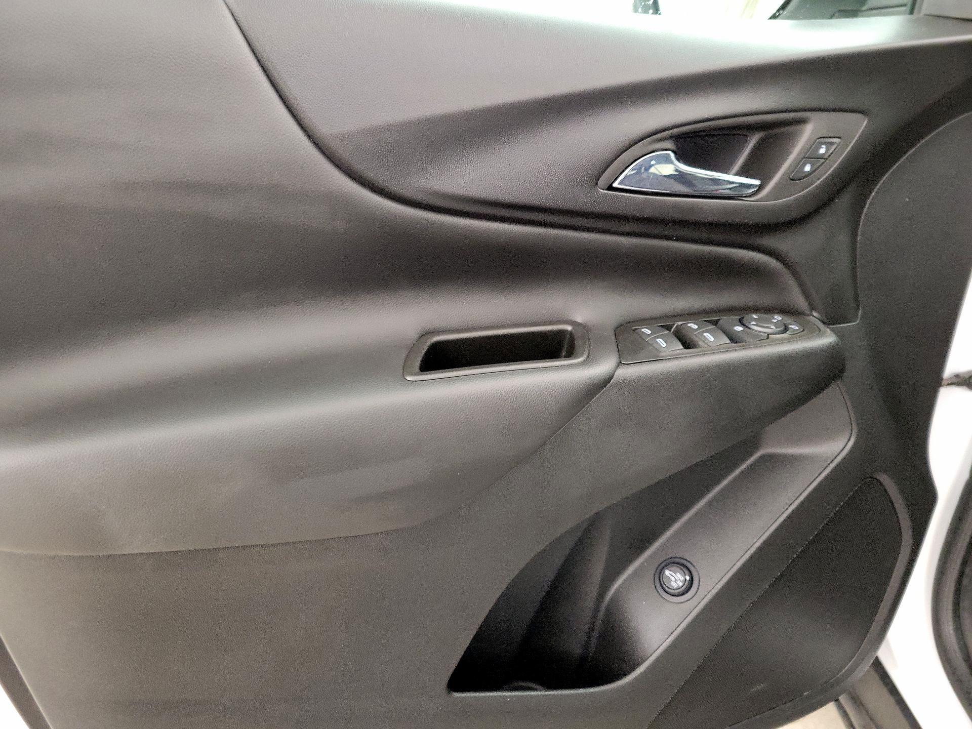 Thumbnail: 2022 Chevrolet Equinox - 12