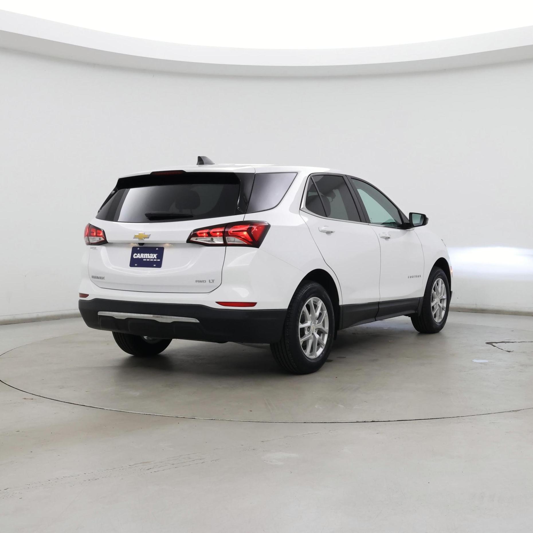 Thumbnail: 2022 Chevrolet Equinox - 8