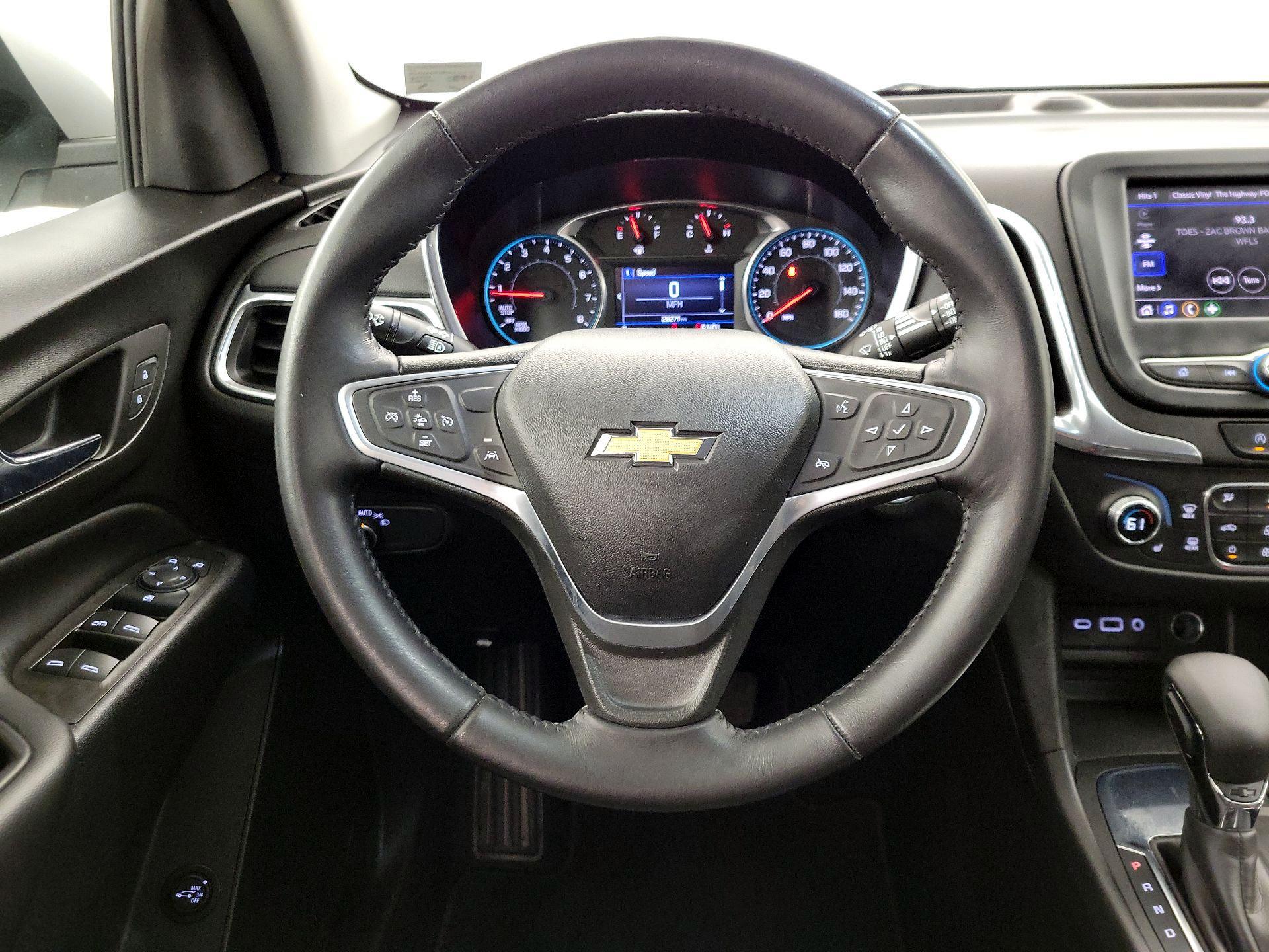 Thumbnail: 2022 Chevrolet Equinox - 10