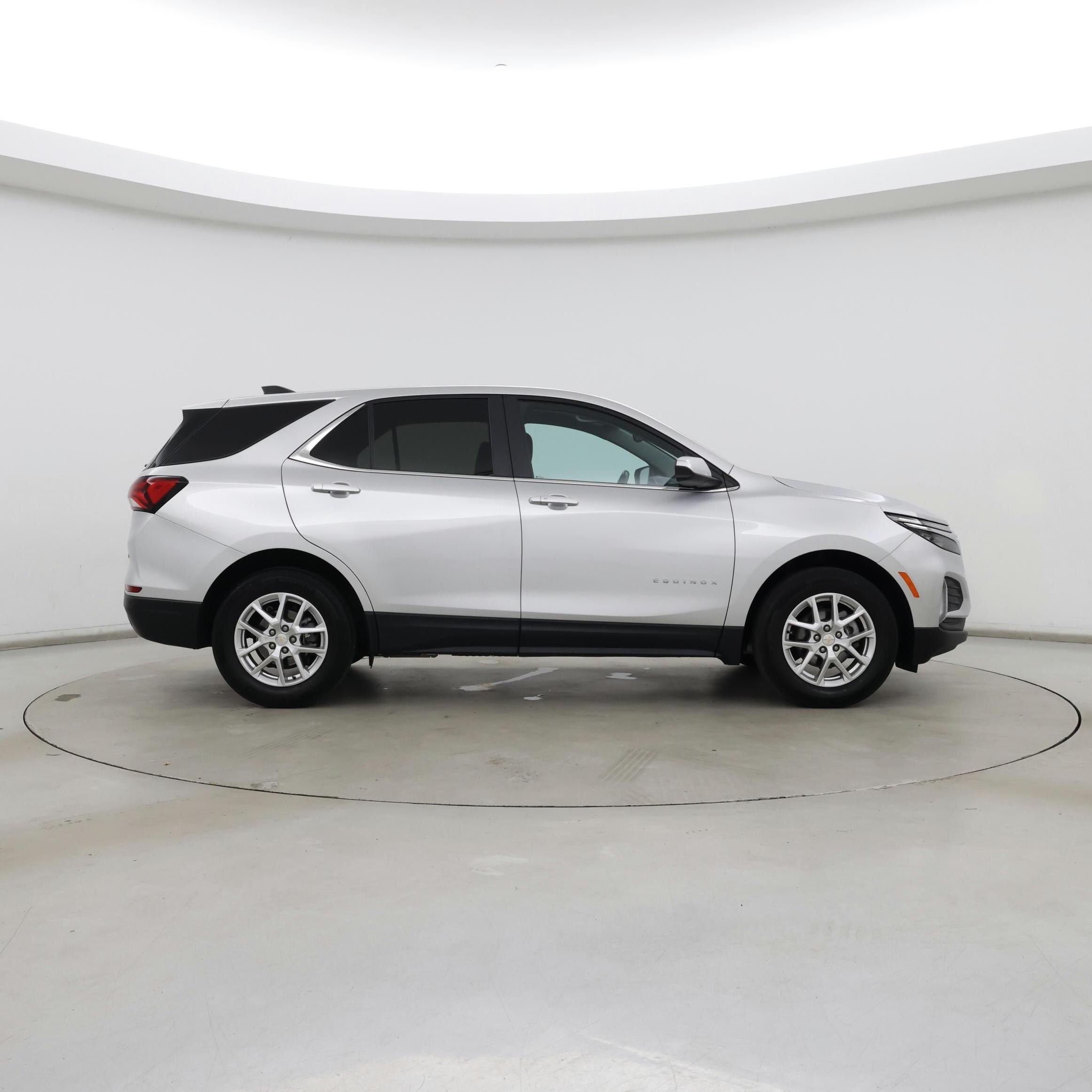 Thumbnail: 2022 Chevrolet Equinox - 7