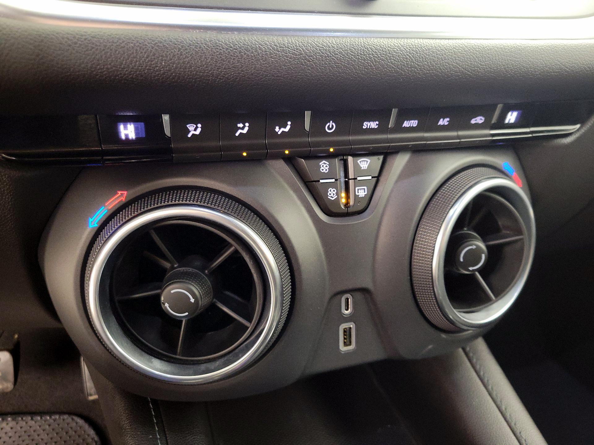 Thumbnail: 2021 Chevrolet Blazer - 16