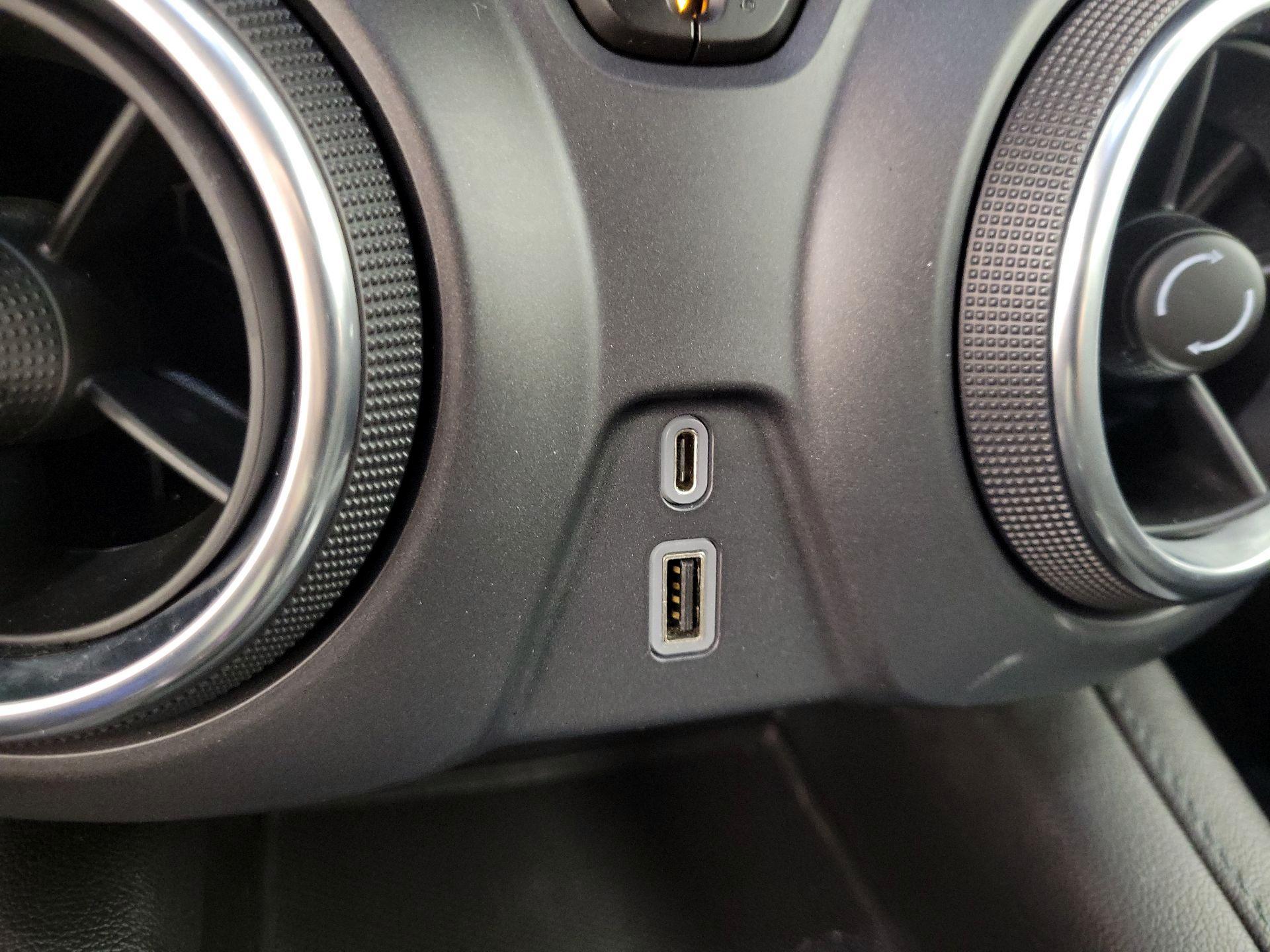 Thumbnail: 2021 Chevrolet Blazer - 18