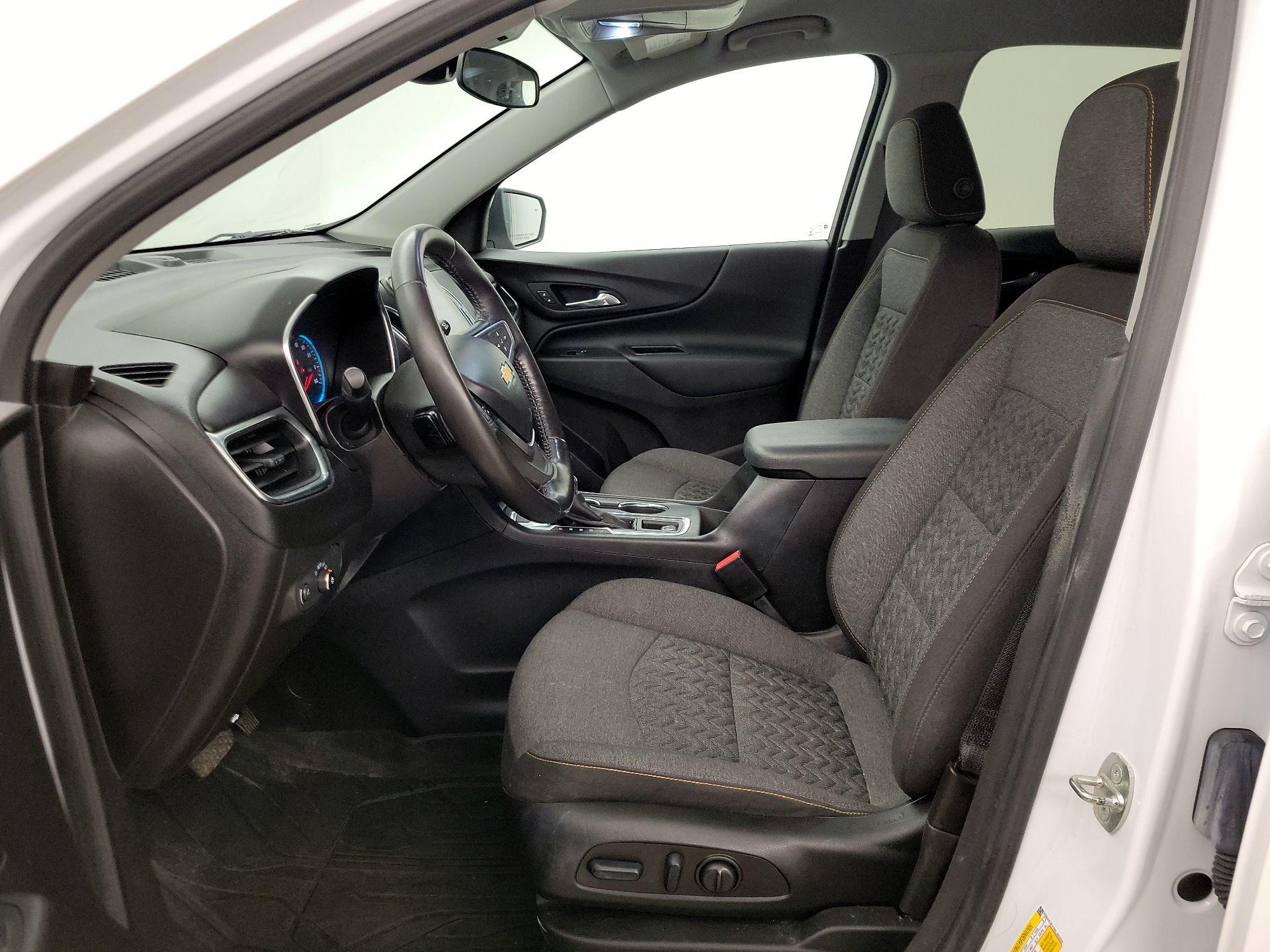 Thumbnail: 2022 Chevrolet Equinox - 11