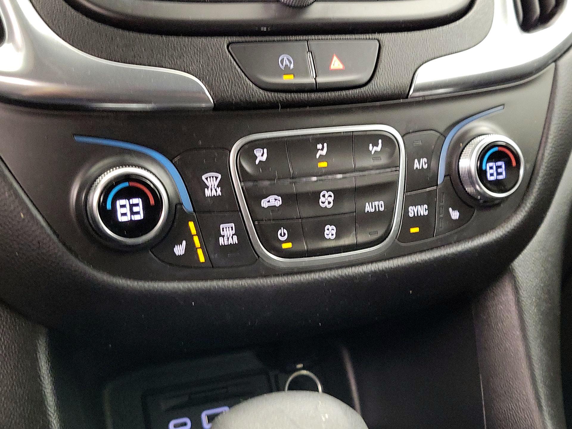 Thumbnail: 2022 Chevrolet Equinox - 15