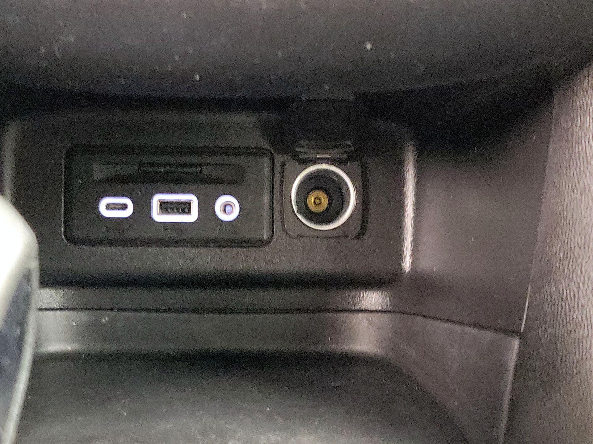 Thumbnail: 2022 Chevrolet Equinox - 17