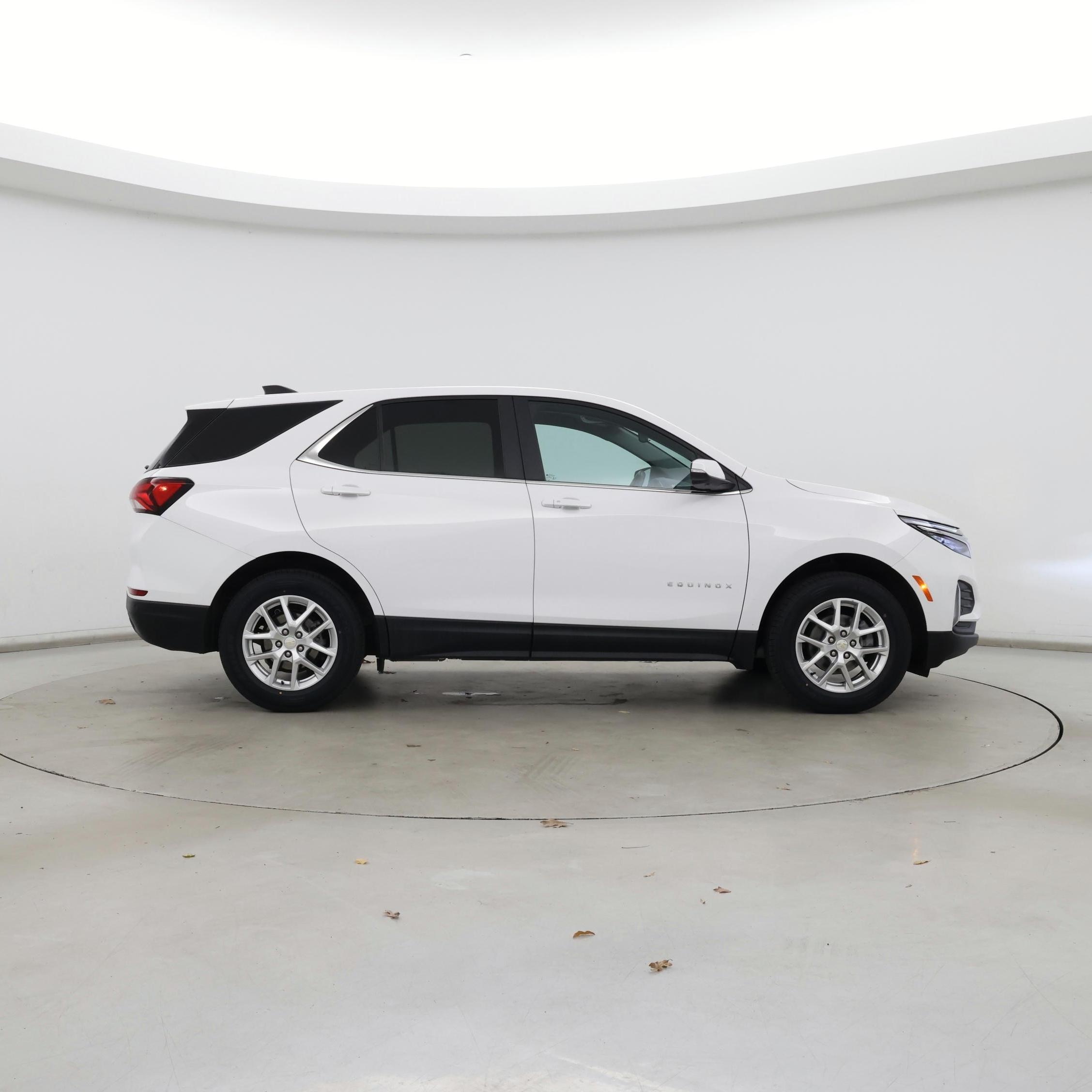 Thumbnail: 2022 Chevrolet Equinox - 7