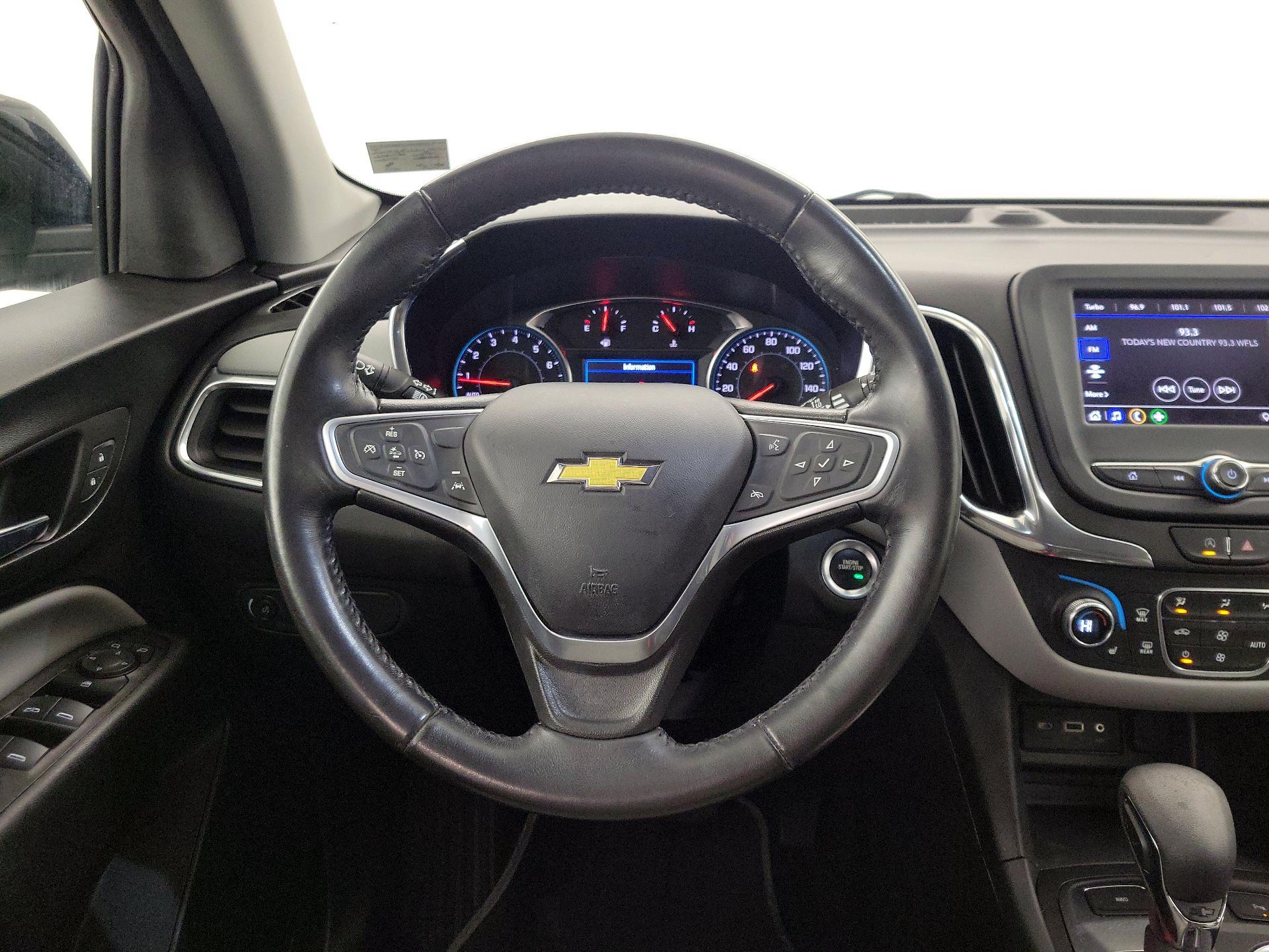 Thumbnail: 2022 Chevrolet Equinox - 10