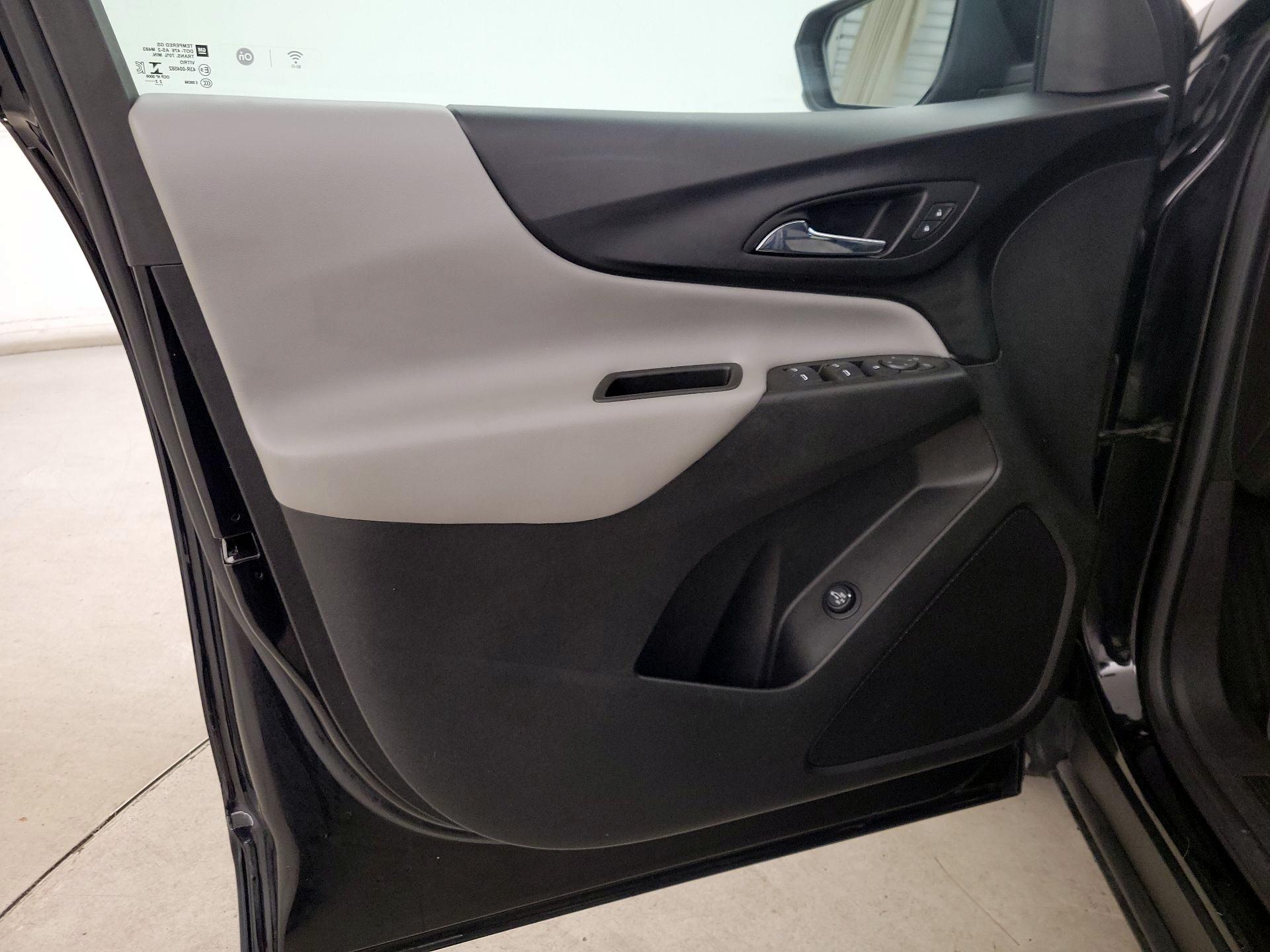 Thumbnail: 2022 Chevrolet Equinox - 12