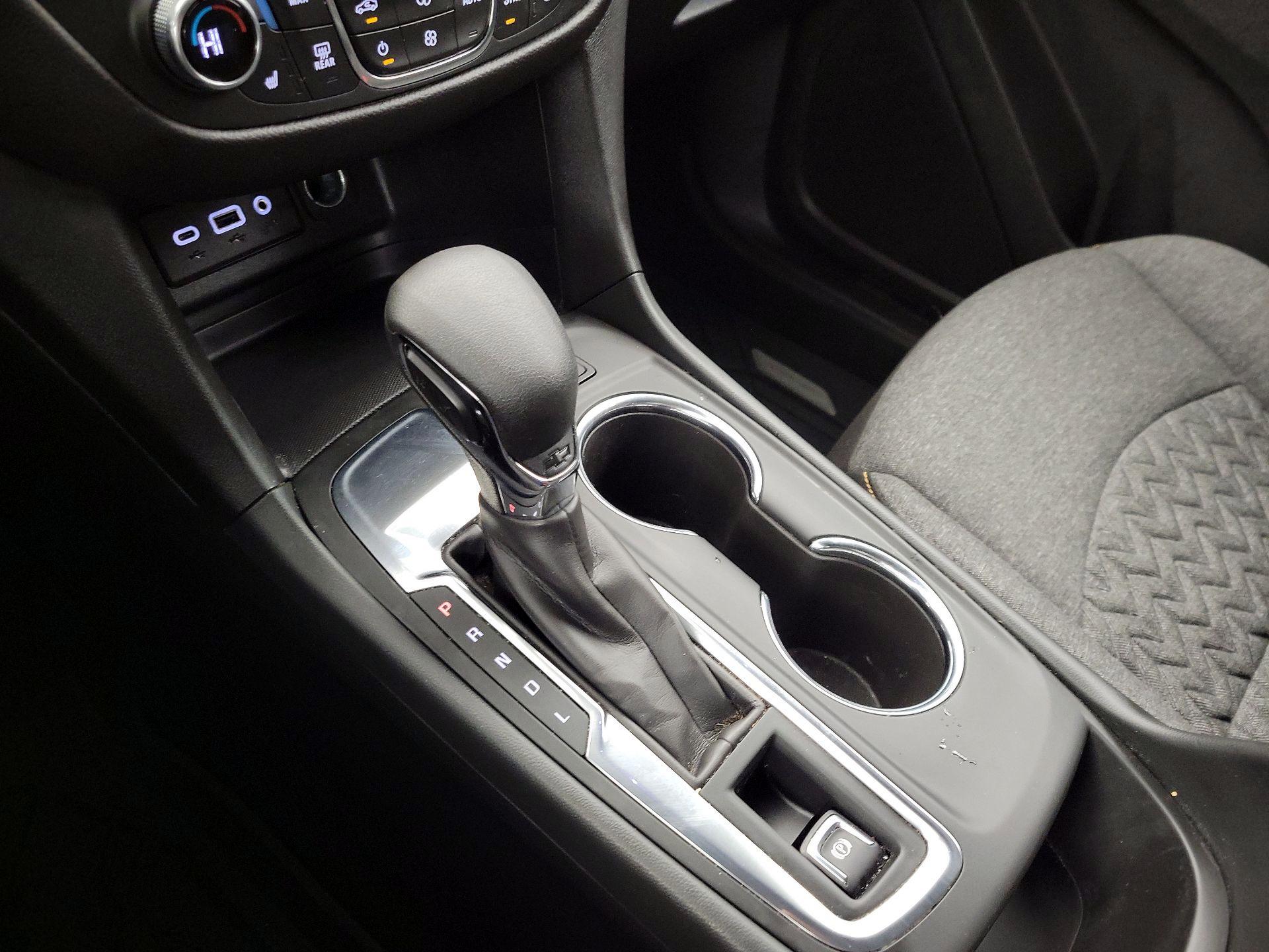 Thumbnail: 2022 Chevrolet Equinox - 17