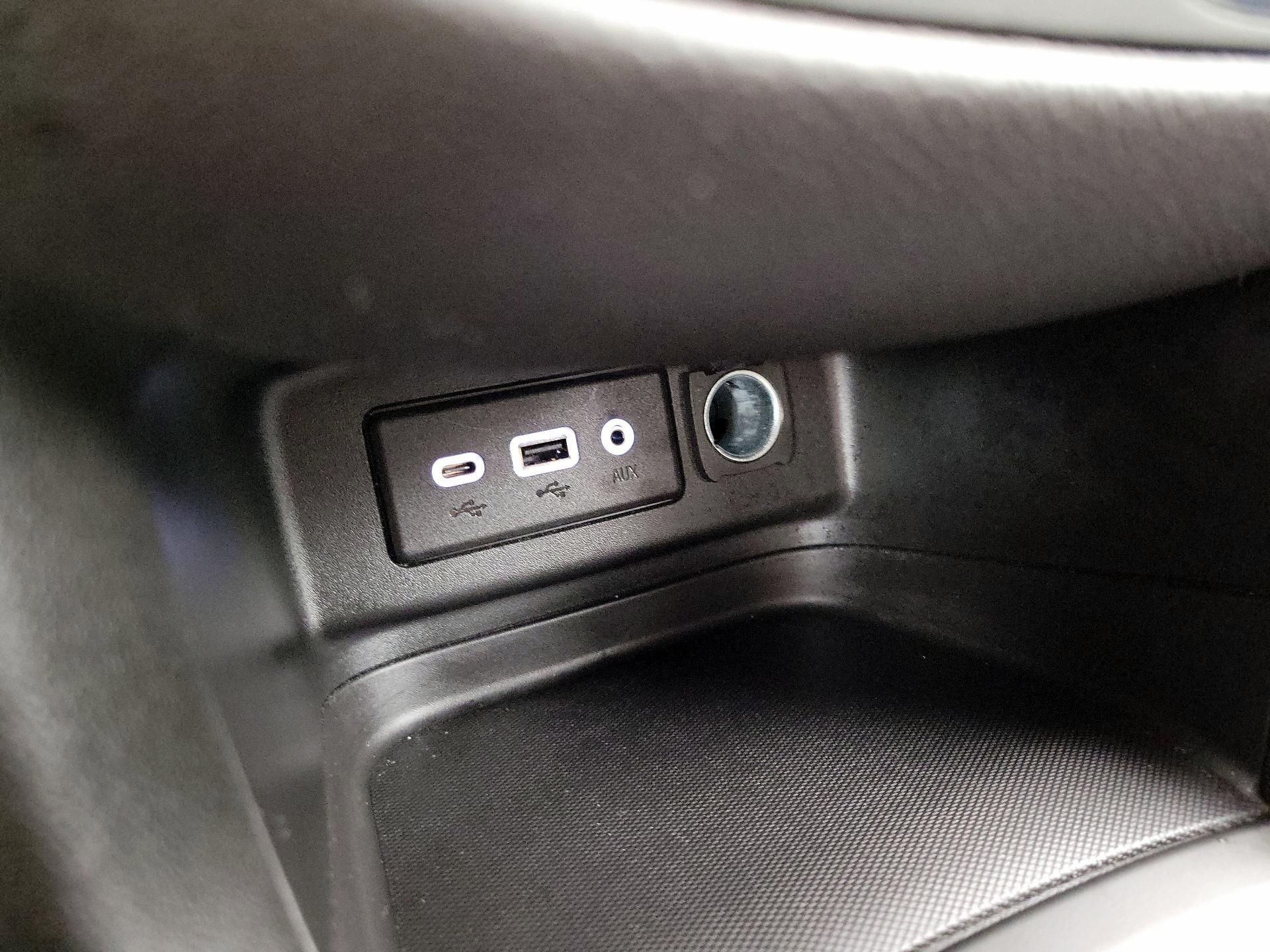 Thumbnail: 2022 Chevrolet Equinox - 18