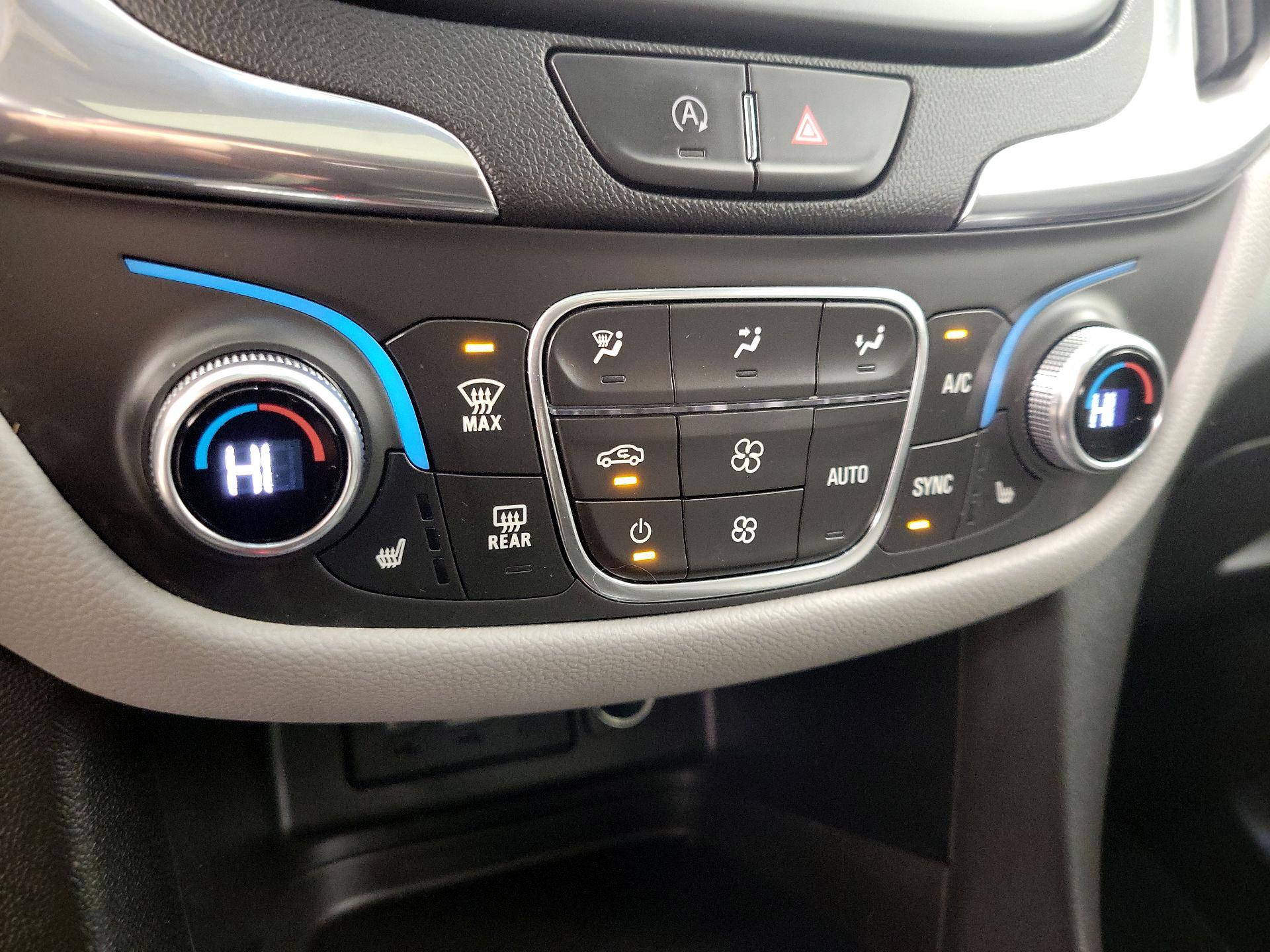 Thumbnail: 2022 Chevrolet Equinox - 16