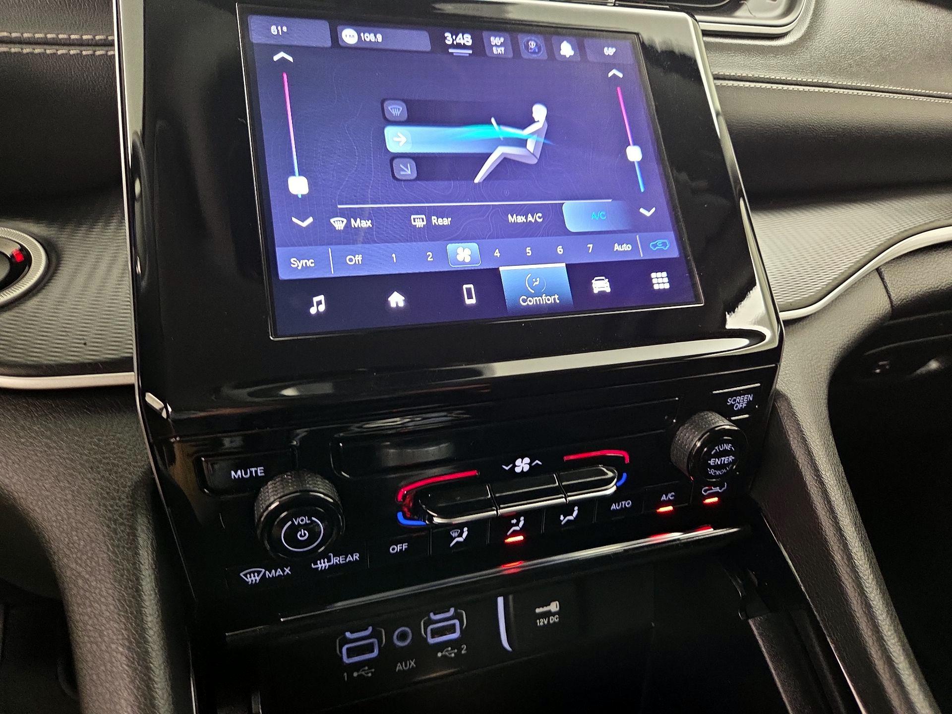 Thumbnail: 2023 Jeep Grand Cherokee - 16