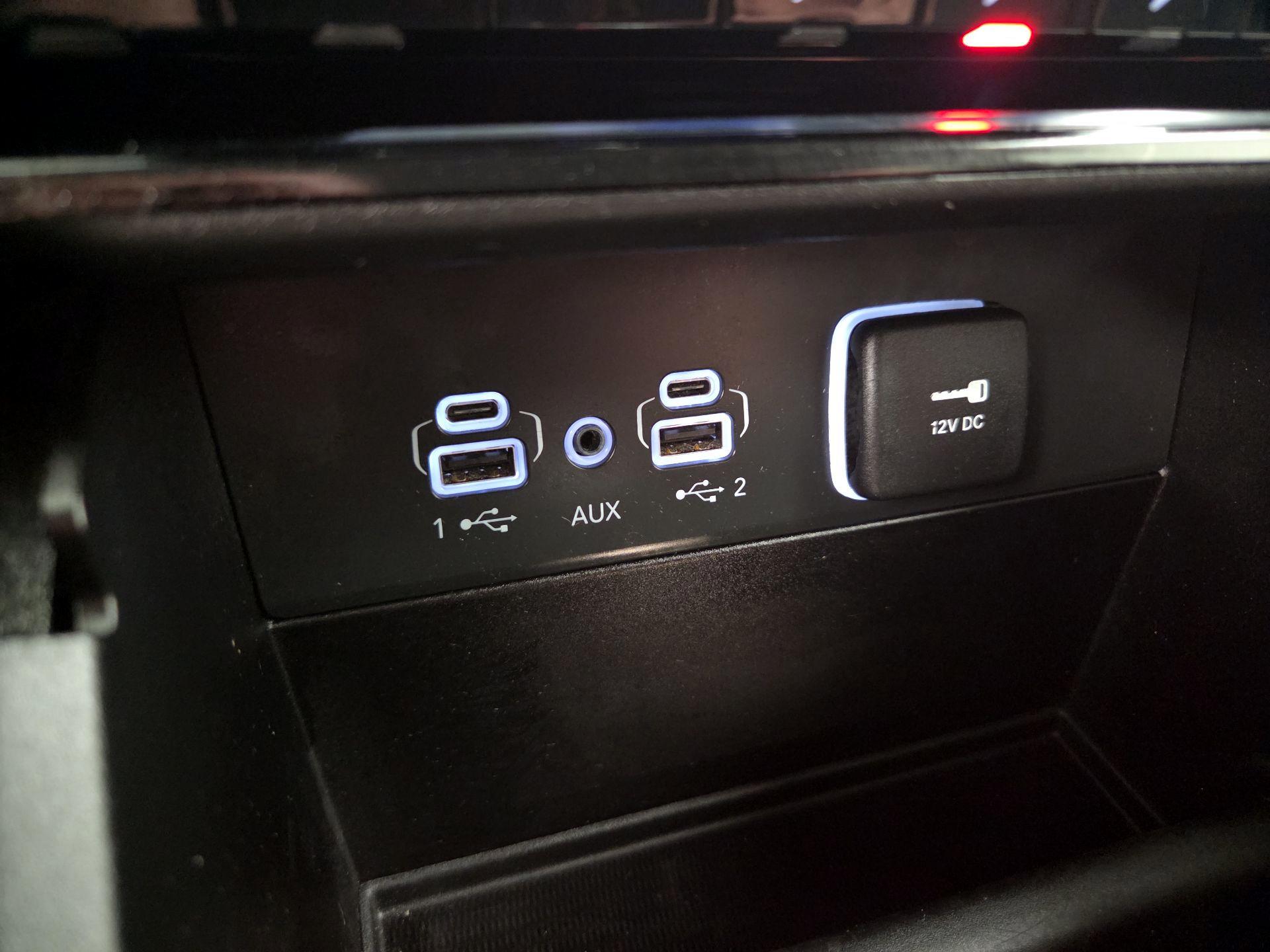 Thumbnail: 2023 Jeep Grand Cherokee - 18