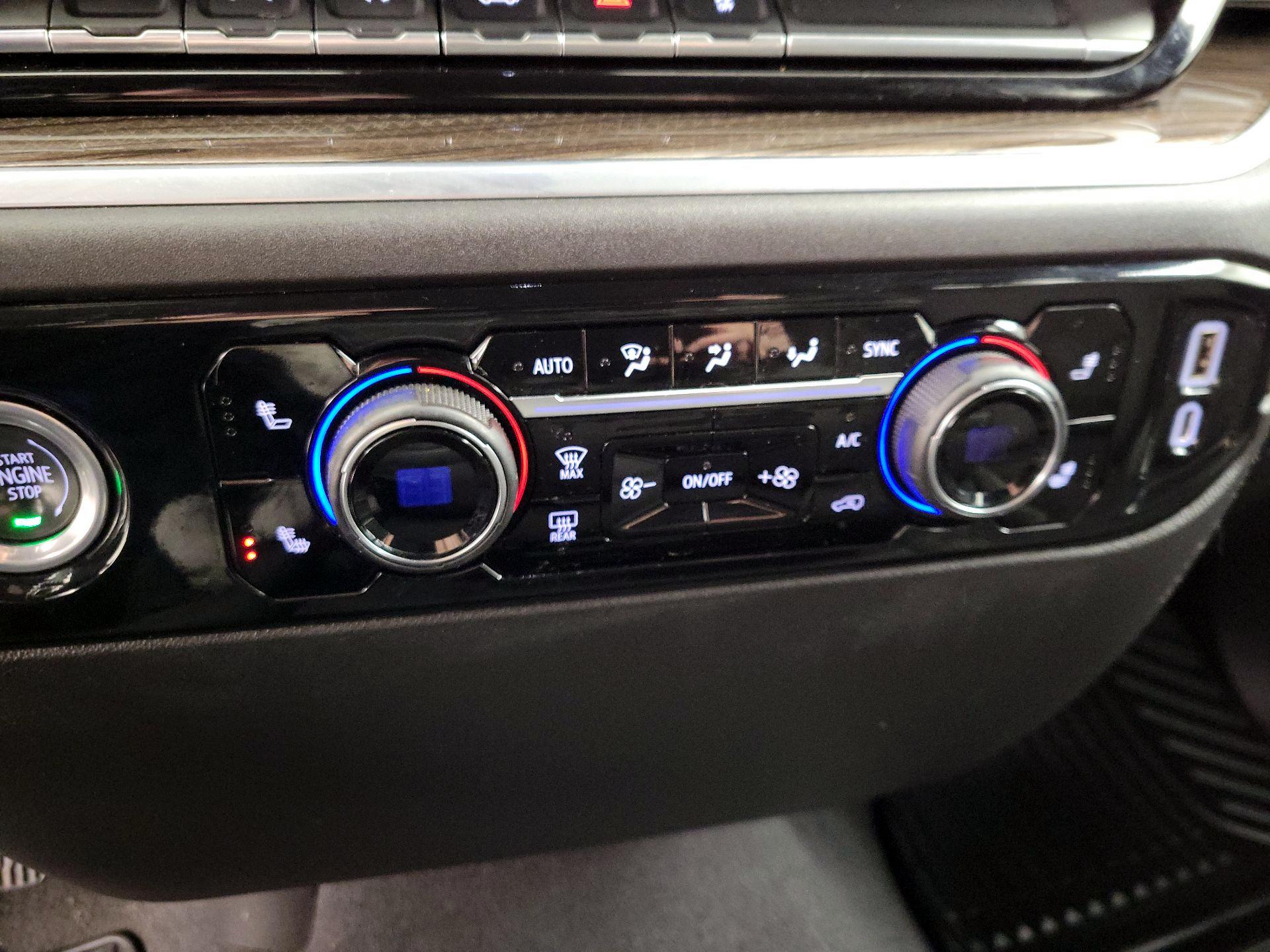 Thumbnail: 2022 Chevrolet Silverado 1500 - 16