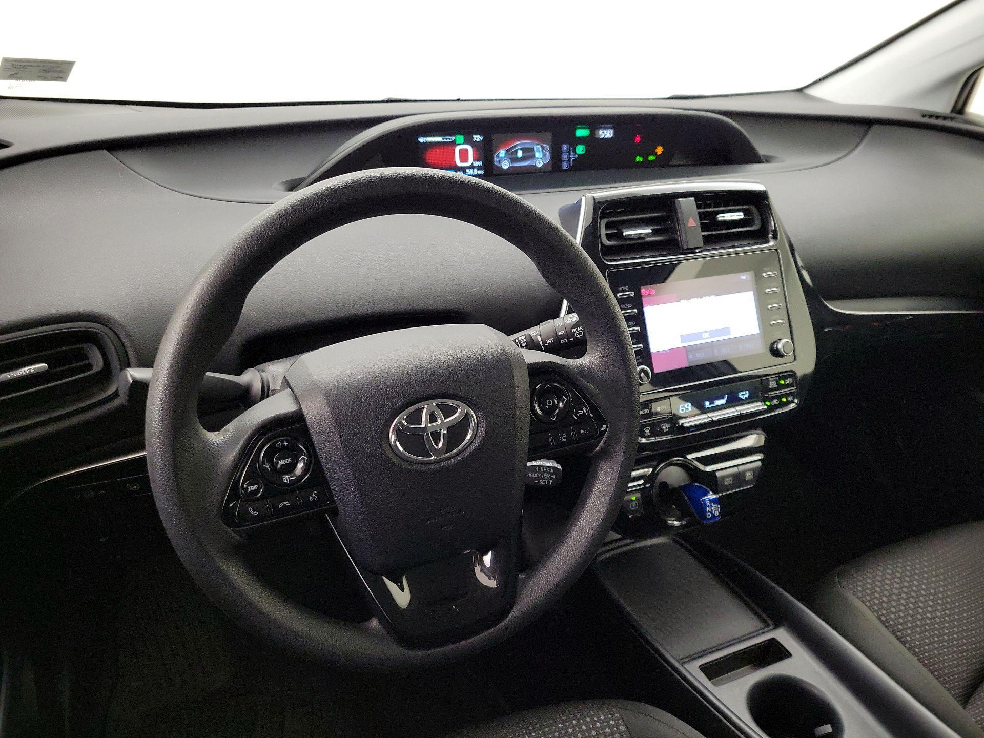 Thumbnail: 2020 Toyota Prius - 9