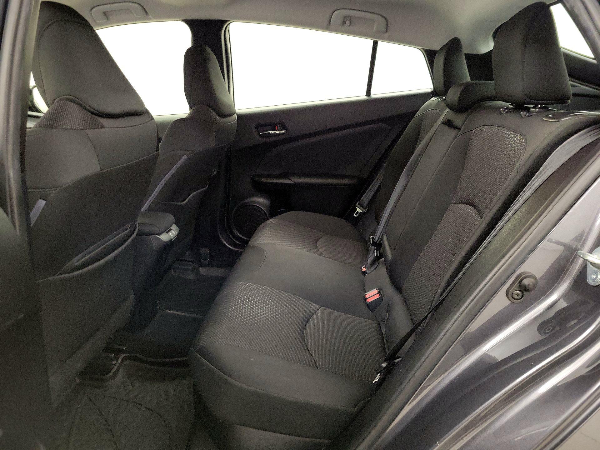 Thumbnail: 2020 Toyota Prius - 19