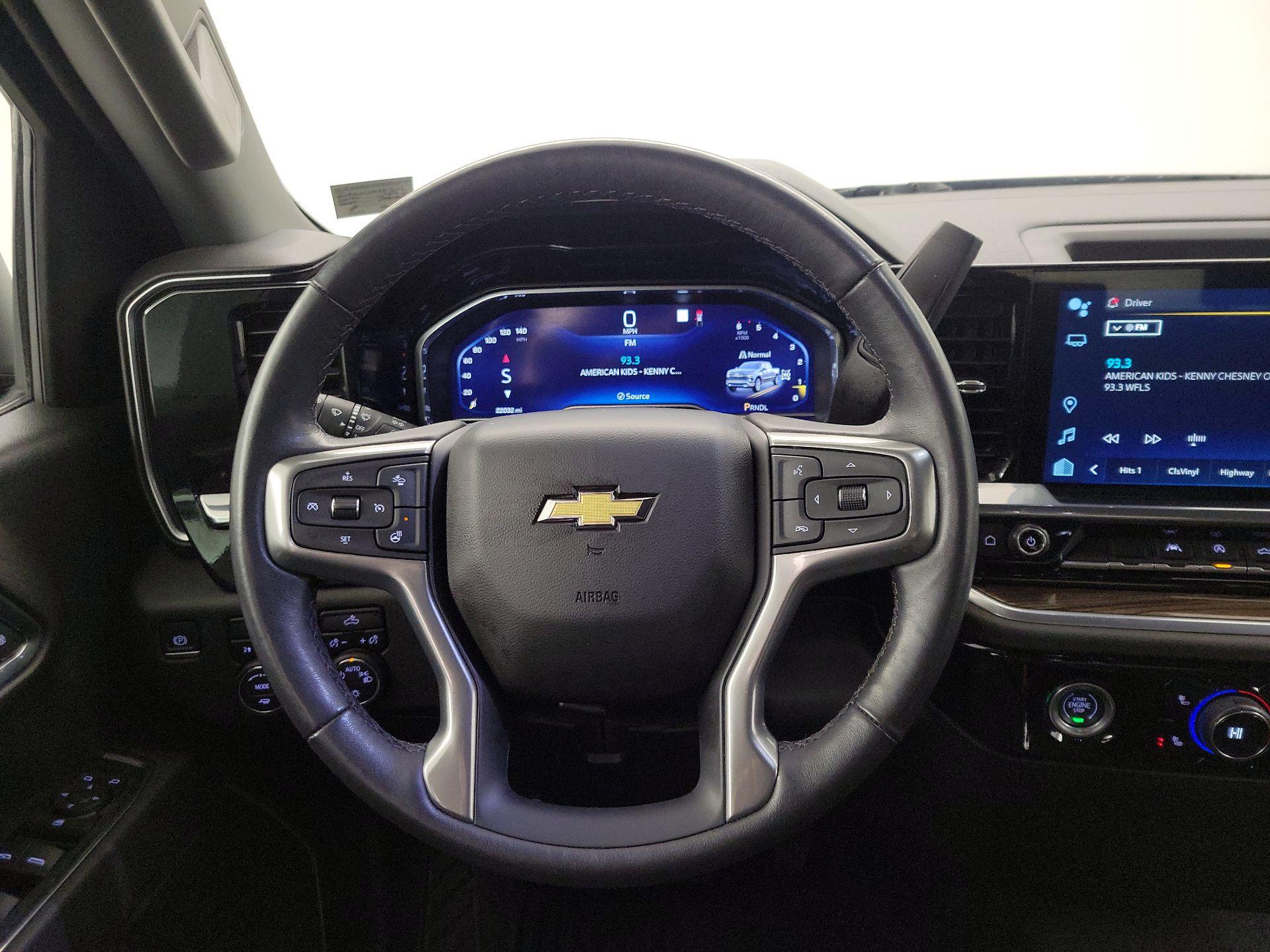 Thumbnail: 2022 Chevrolet Silverado 1500 - 10