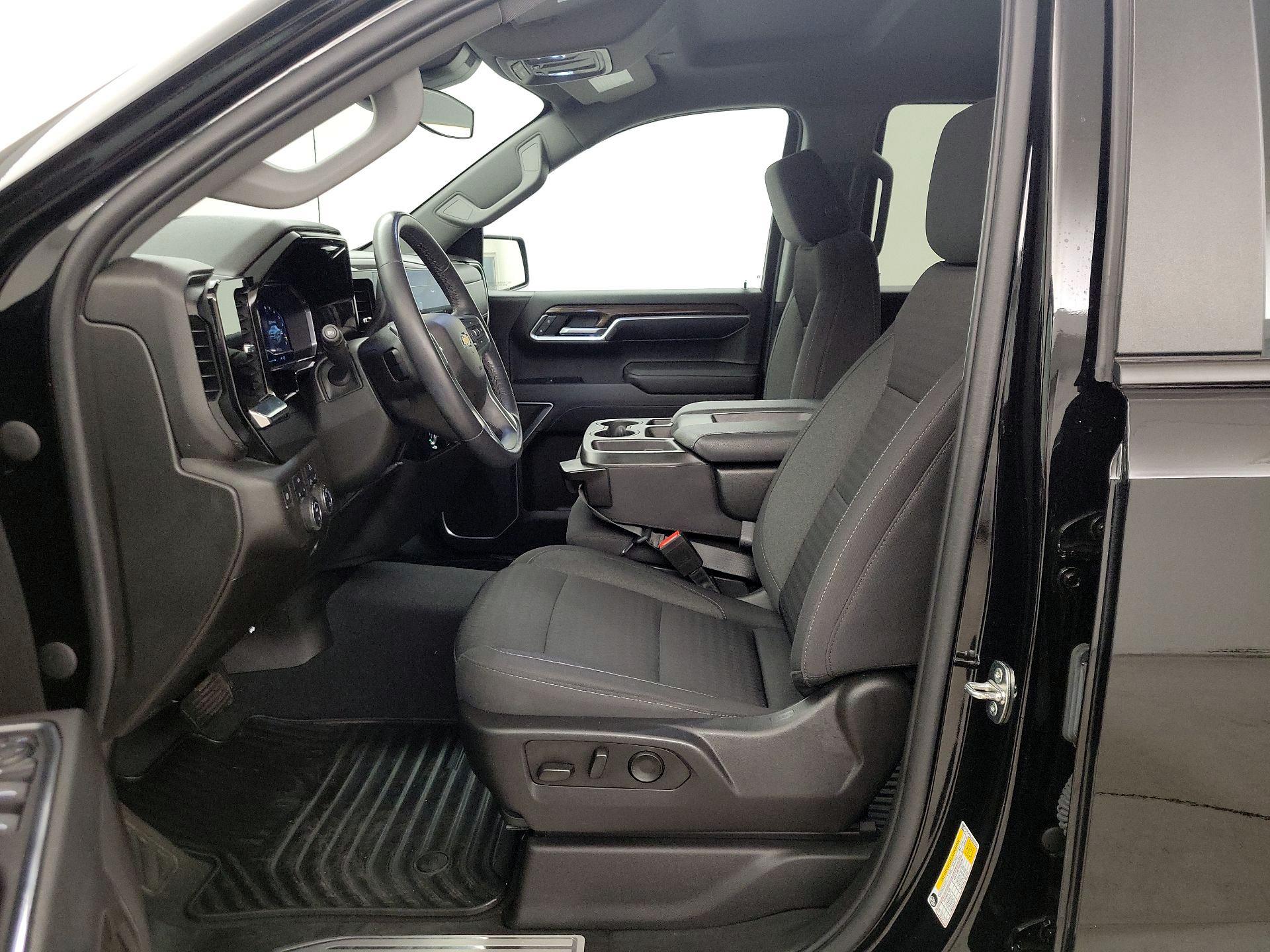 Thumbnail: 2022 Chevrolet Silverado 1500 - 11