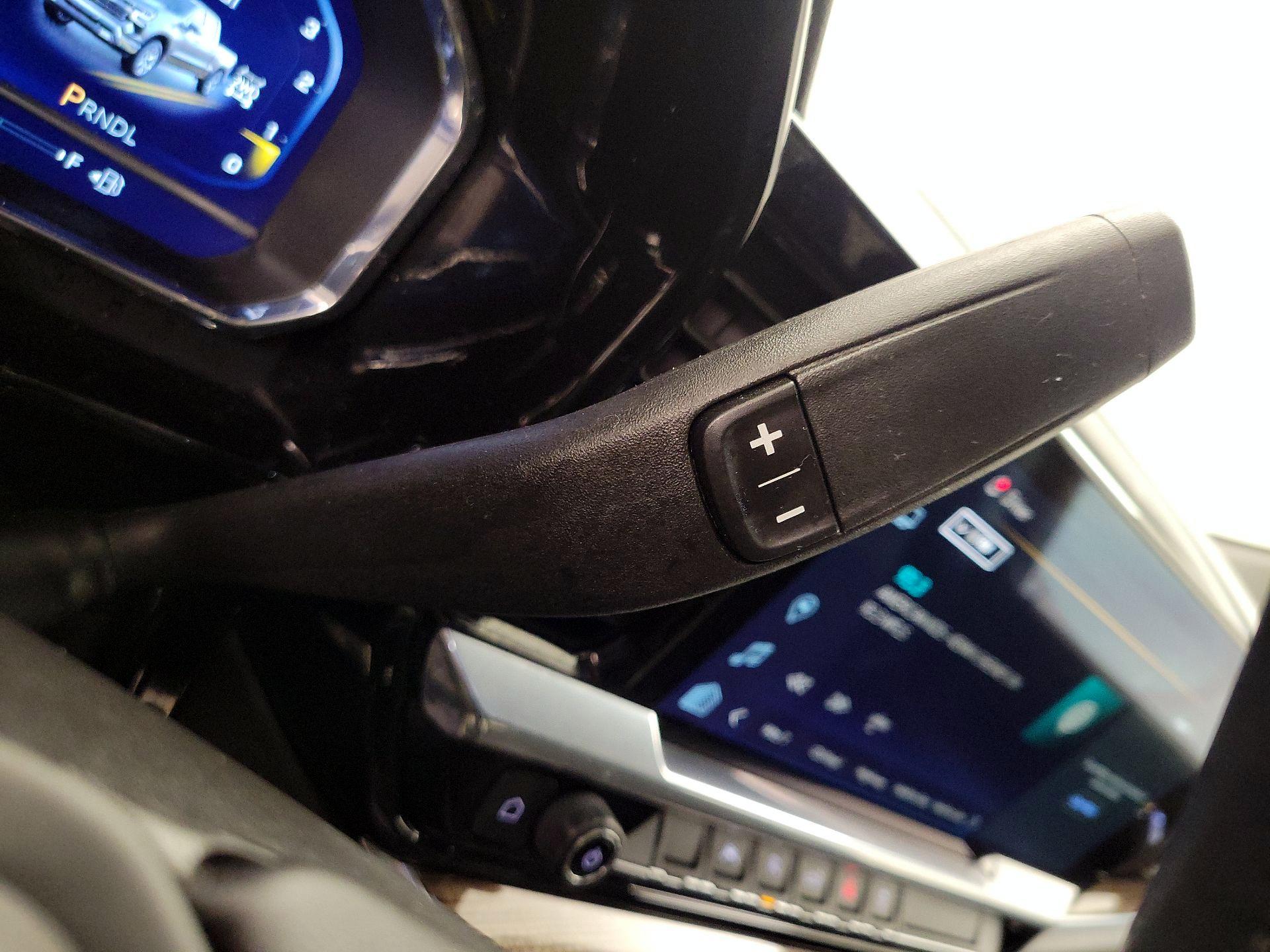 Thumbnail: 2022 Chevrolet Silverado 1500 - 17