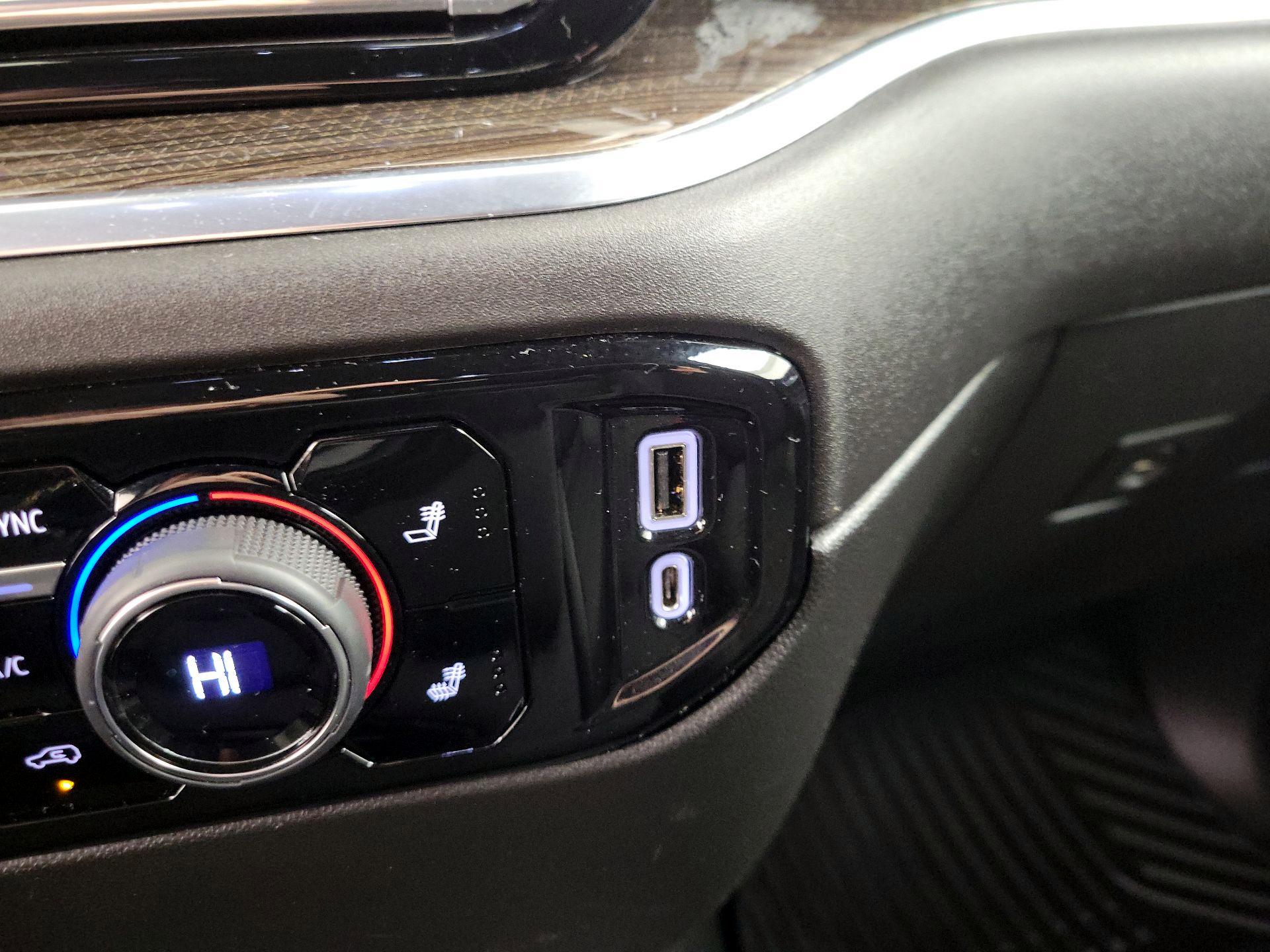 Thumbnail: 2022 Chevrolet Silverado 1500 - 18