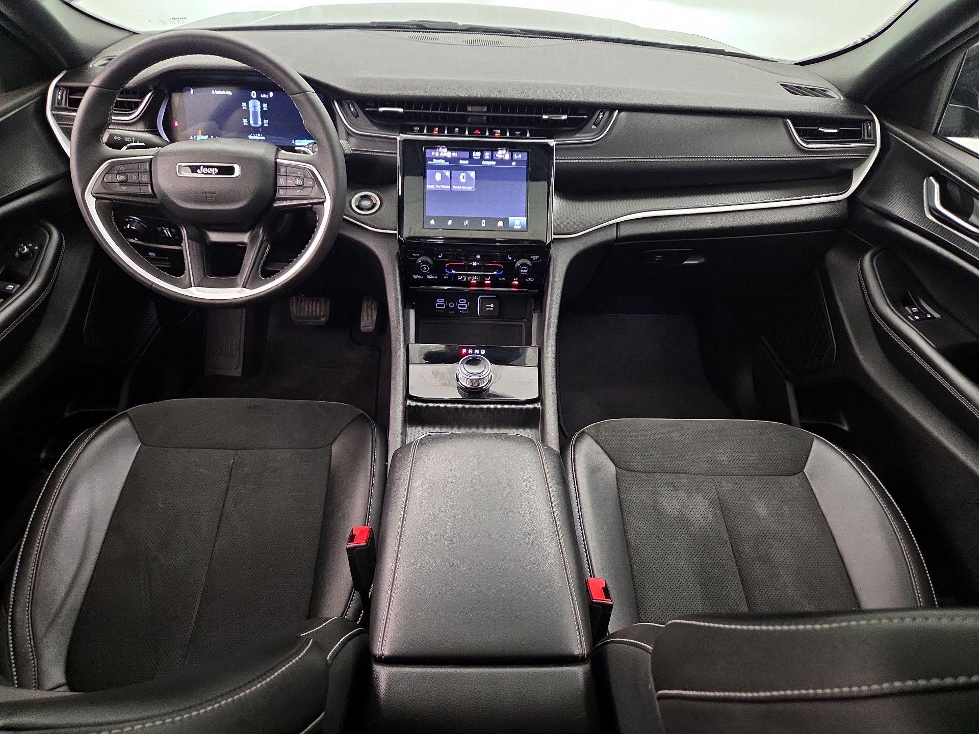 Thumbnail: 2023 Jeep Grand Cherokee - 9