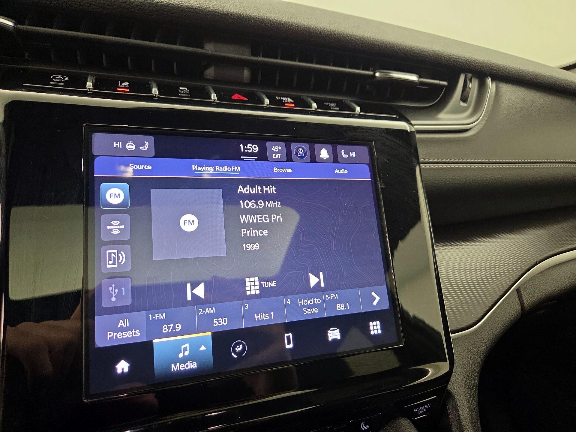 Thumbnail: 2023 Jeep Grand Cherokee - 15