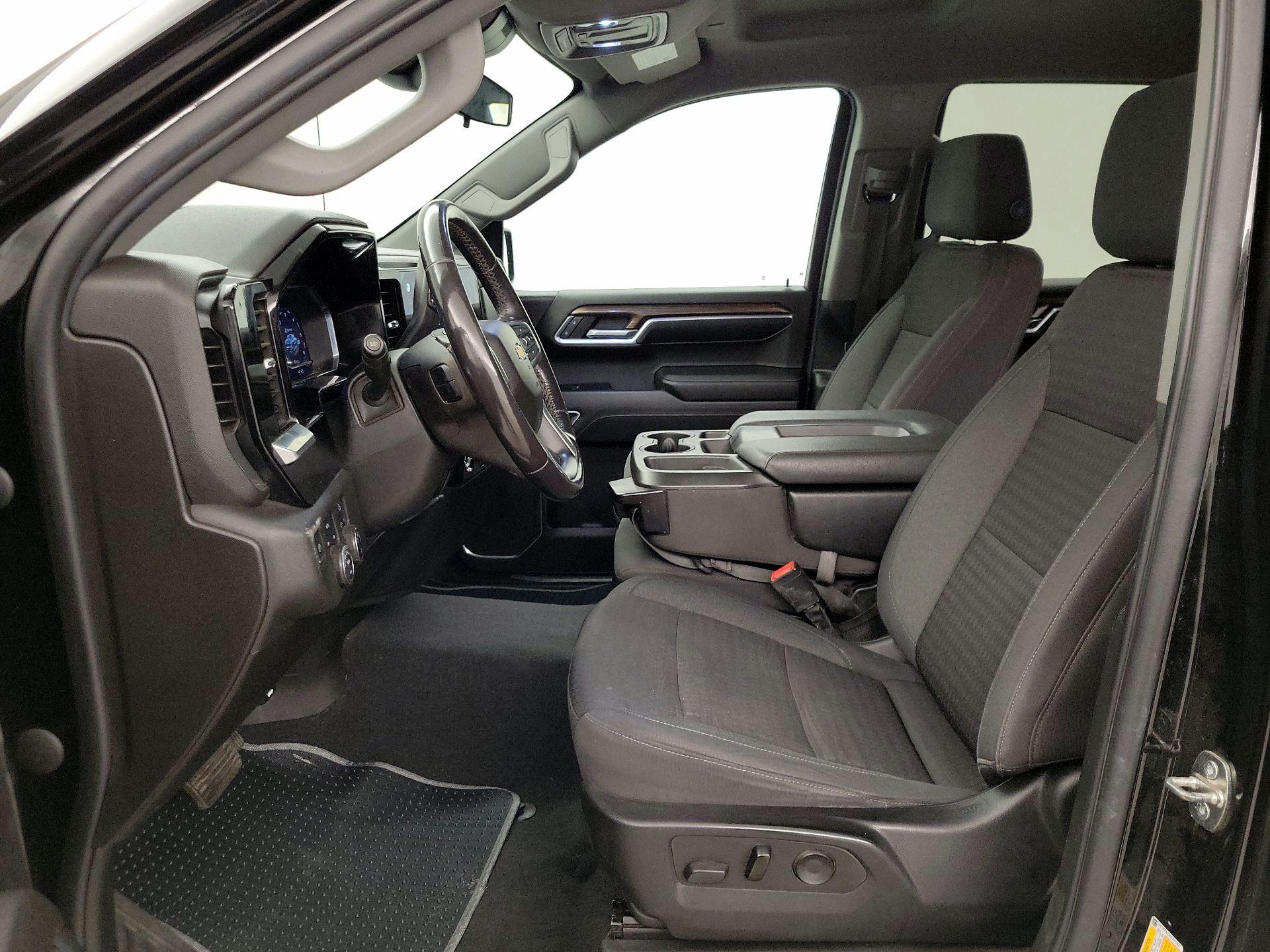 Thumbnail: 2022 Chevrolet Silverado 1500 - 11