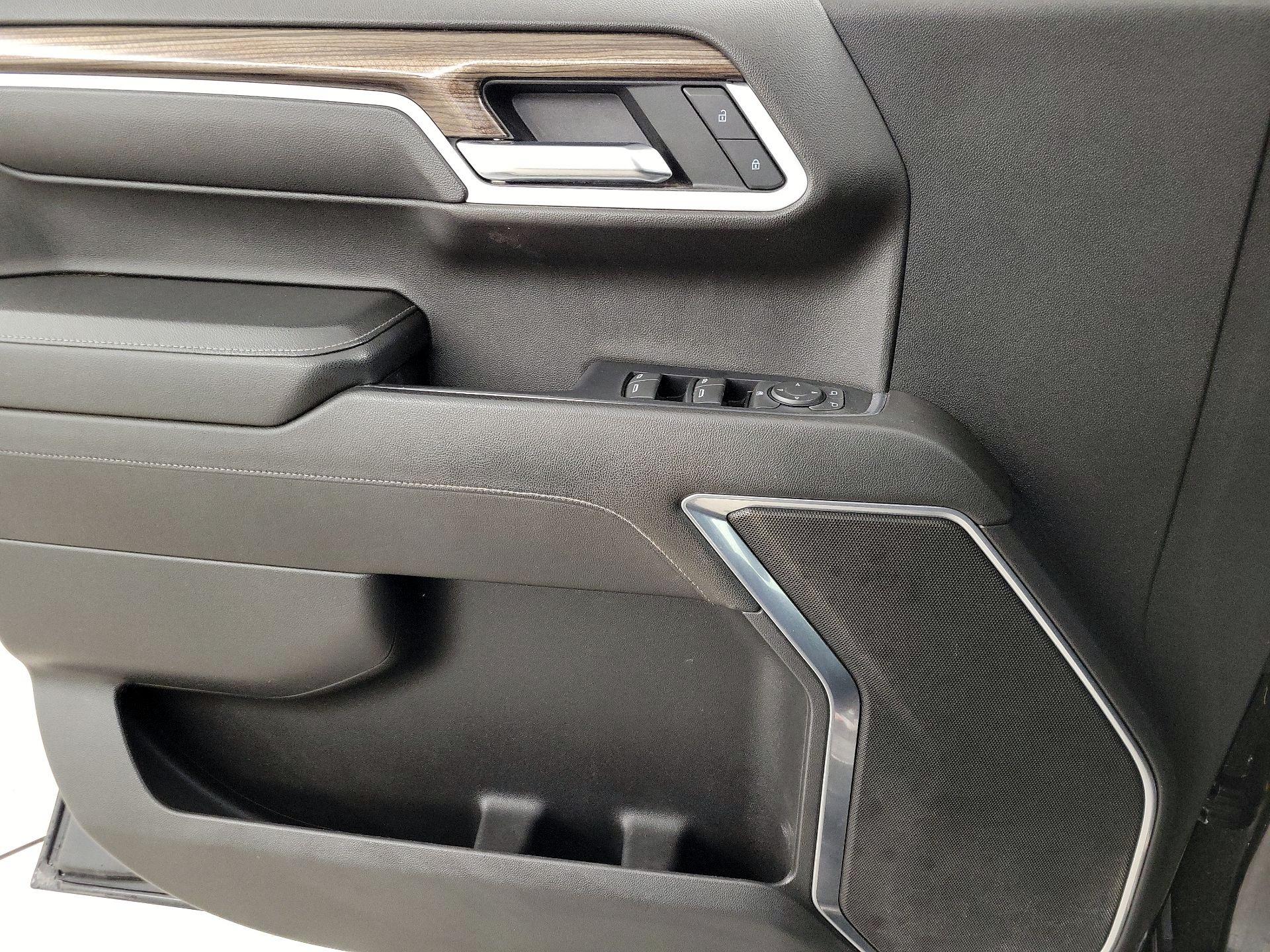 Thumbnail: 2022 Chevrolet Silverado 1500 - 12