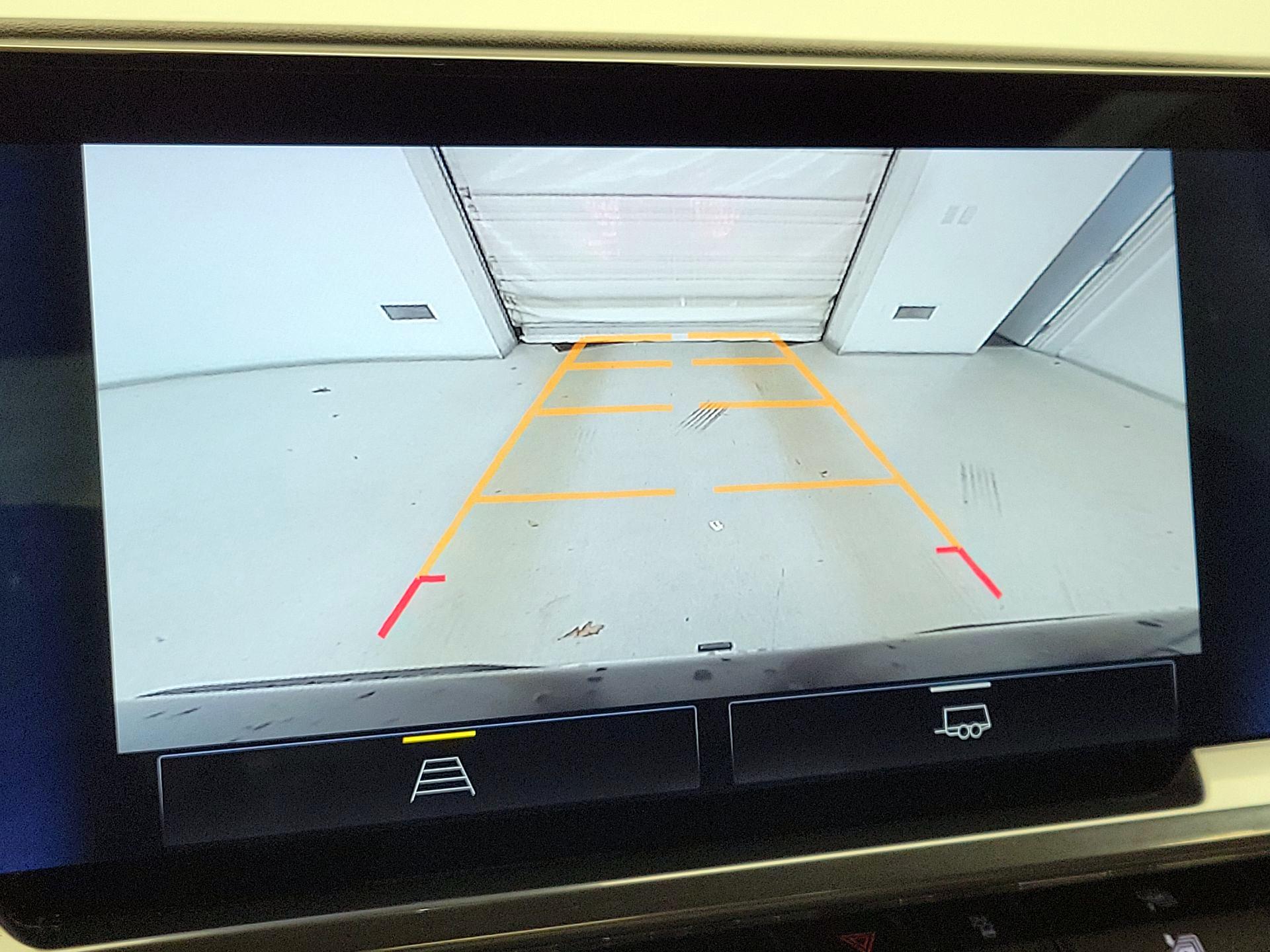 Thumbnail: 2022 Chevrolet Silverado 1500 - 14