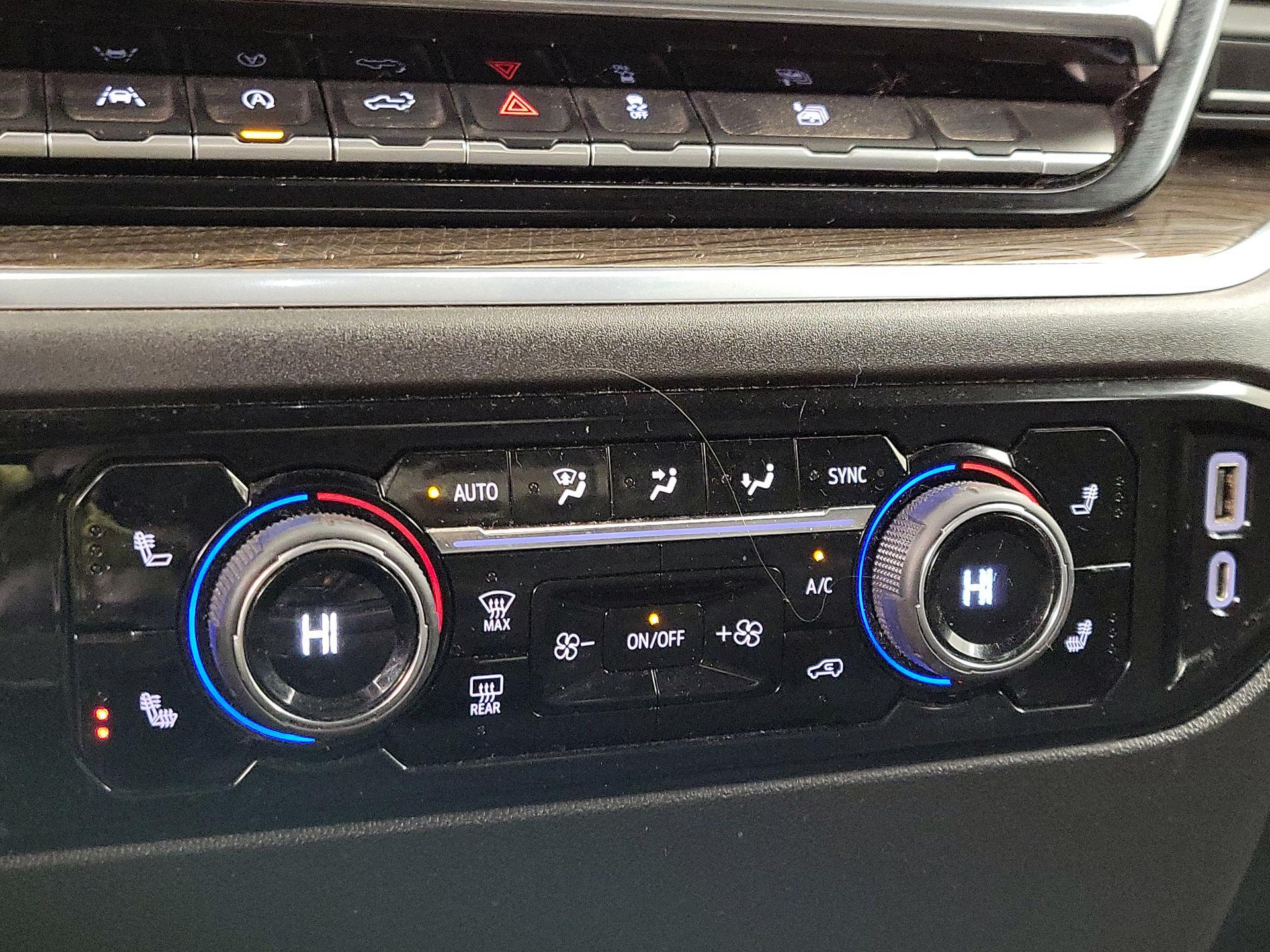 Thumbnail: 2022 Chevrolet Silverado 1500 - 16