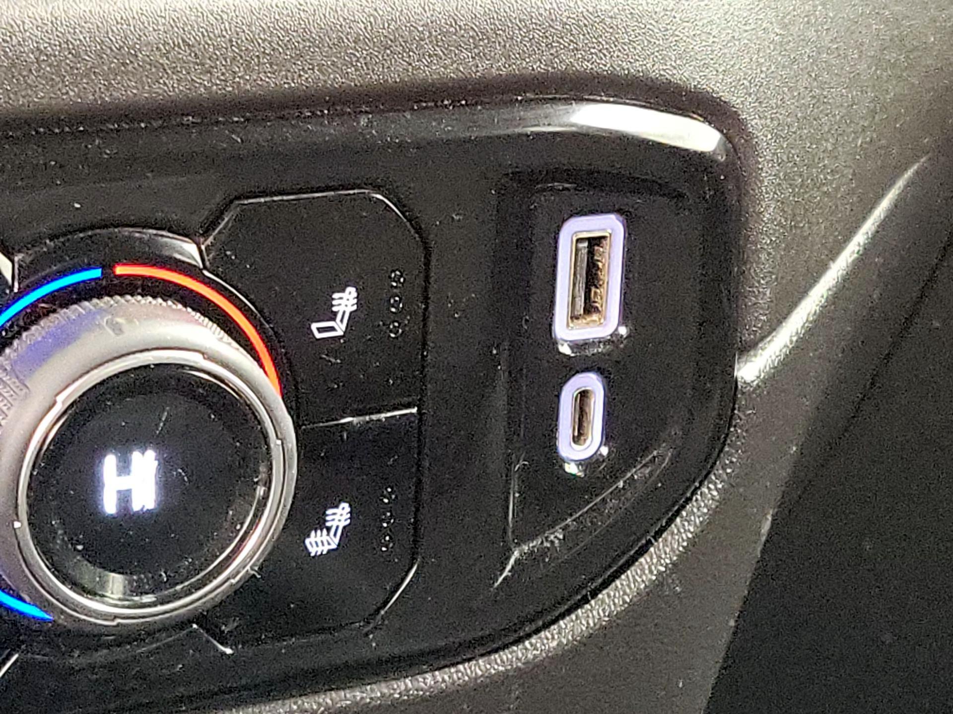 Thumbnail: 2022 Chevrolet Silverado 1500 - 18