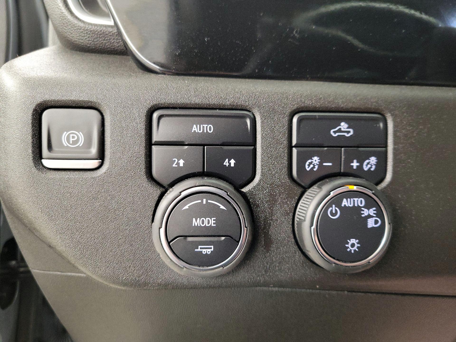 Thumbnail: 2023 Chevrolet Silverado 1500 - 12